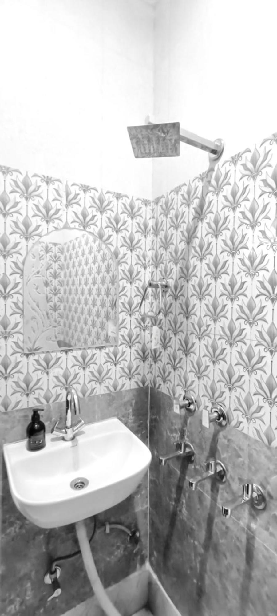 Hotel Mannat - Laxmi Nagar 3*