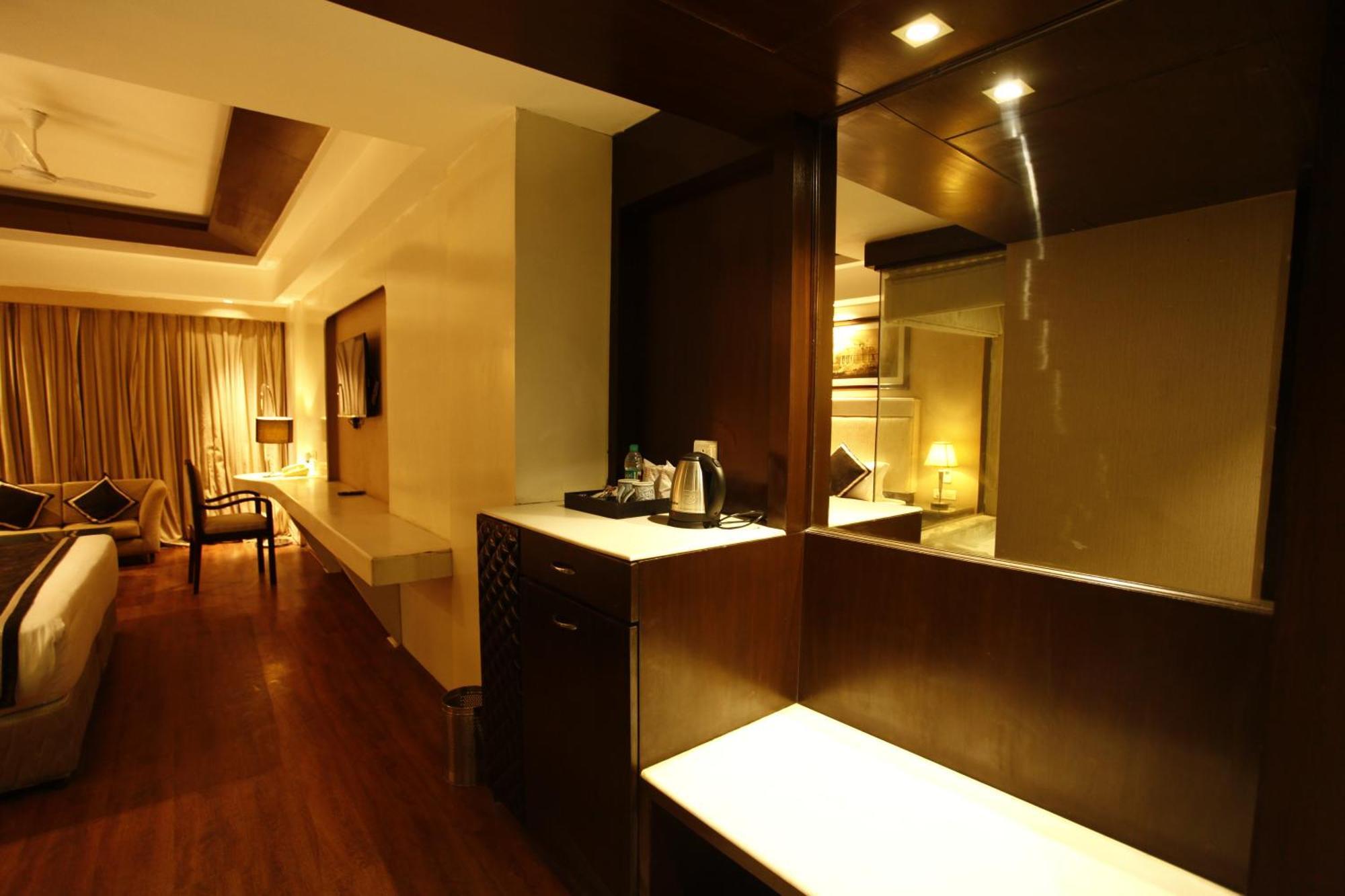 Hotel Plutos