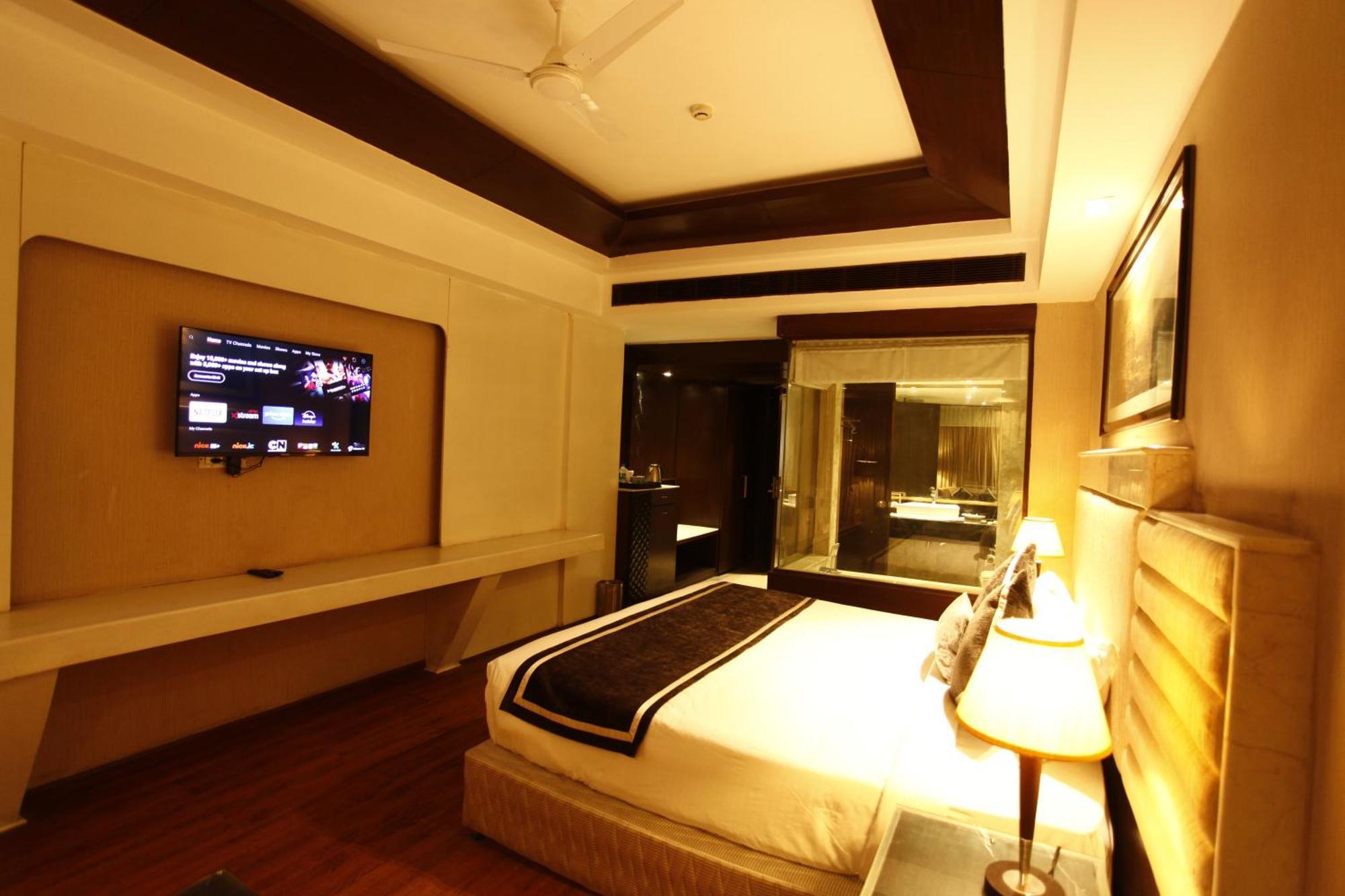 Hotel Plutos