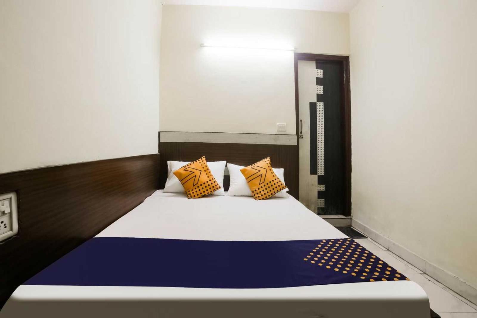 O 83552 Anchal 3* New Delhi