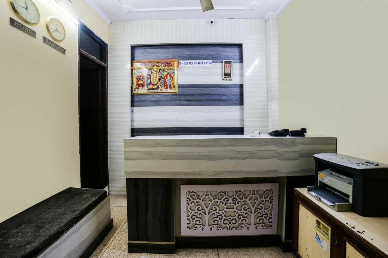 O 83552 Anchal Hotel