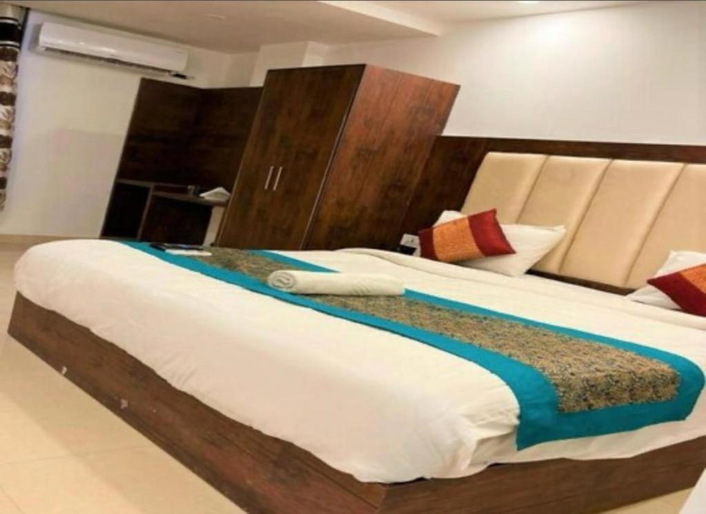 Hotel Hotel Grand Ivy Plaza