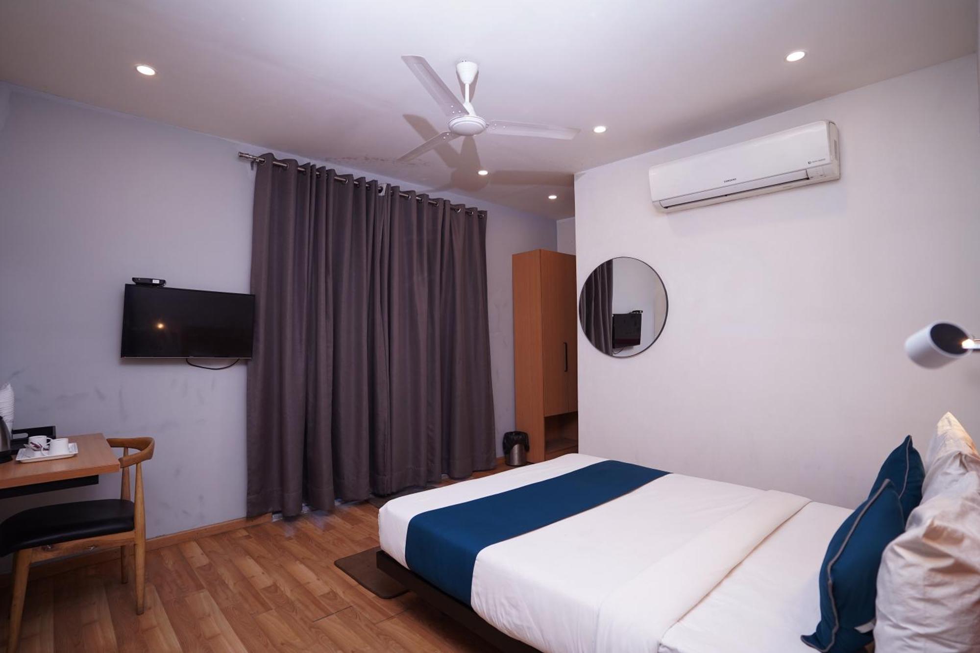 Mira Residency- Outer Ring Road, Paschim Vihar Hotel Nova Deli