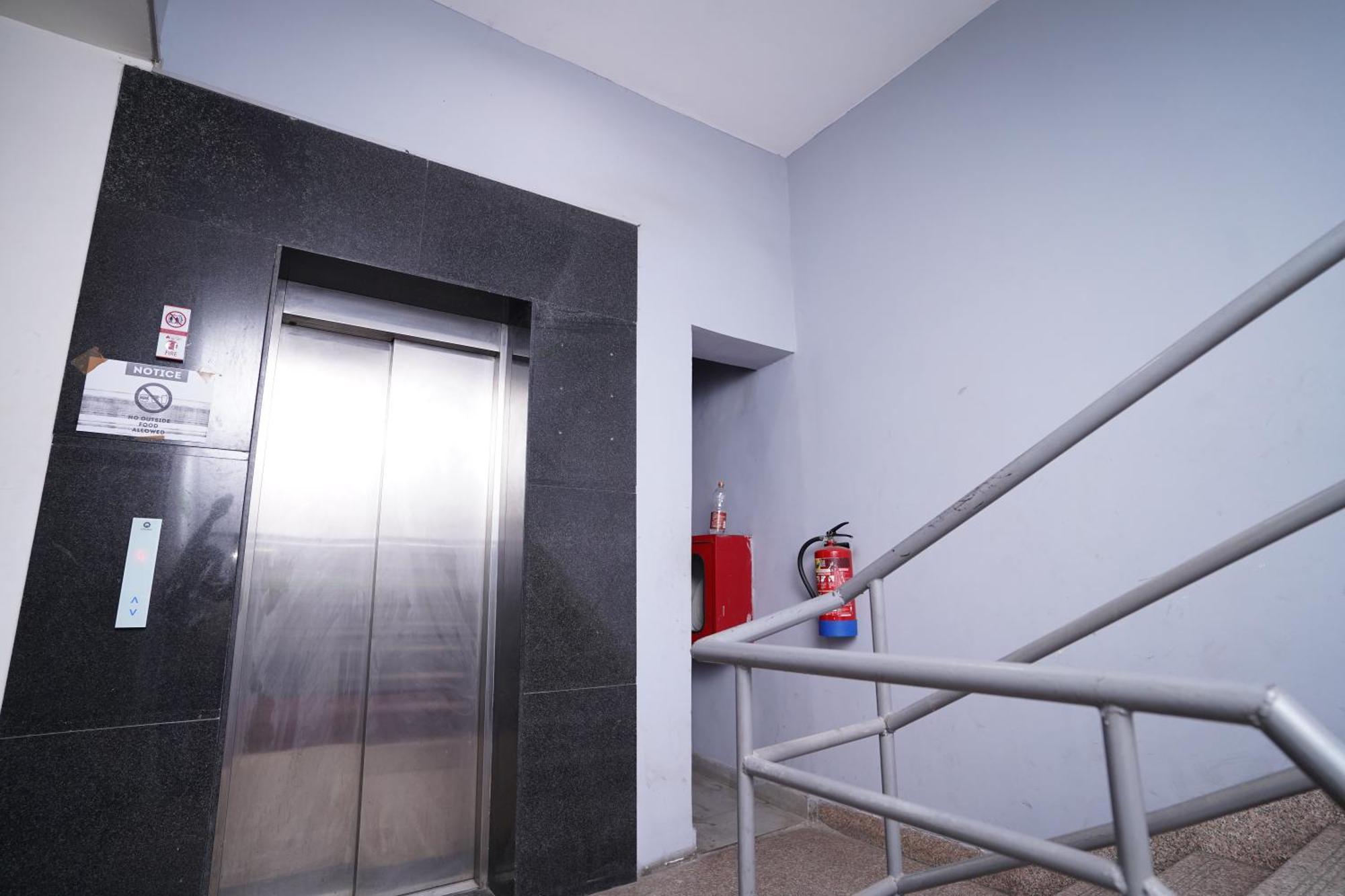 Mira Residency- Outer Ring Road, Paschim Vihar 3*