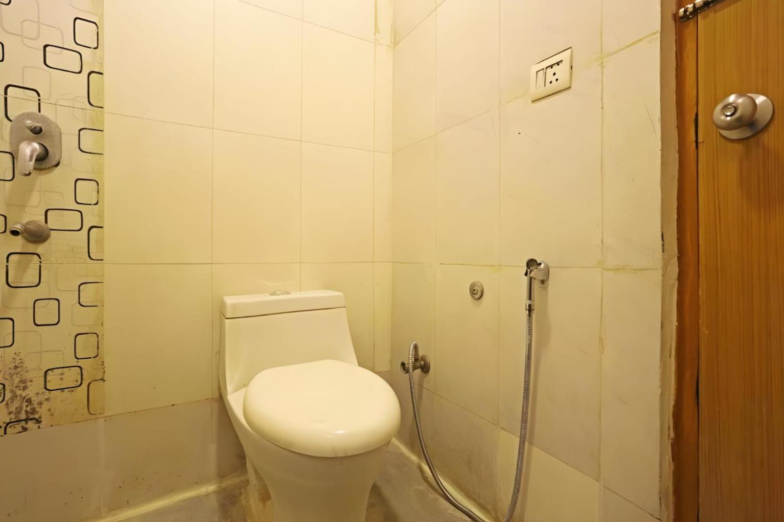 Hotel Grand Ivy Plaza 3*