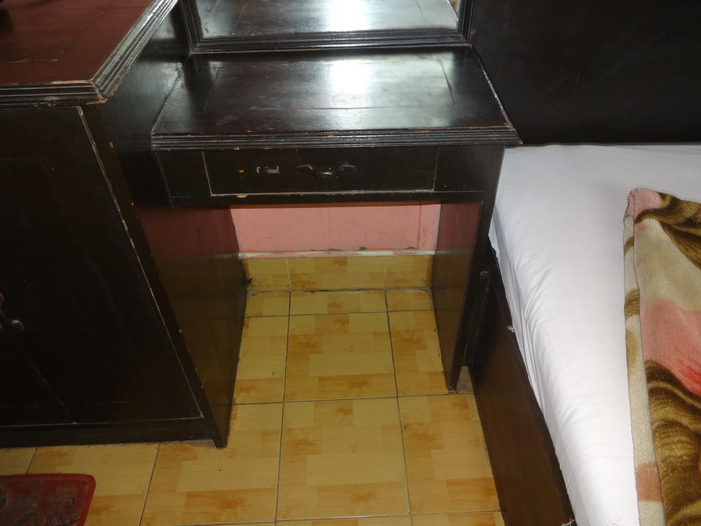 Flagship Hotel International Neelam Suites Near Jama Masjid New Delhi