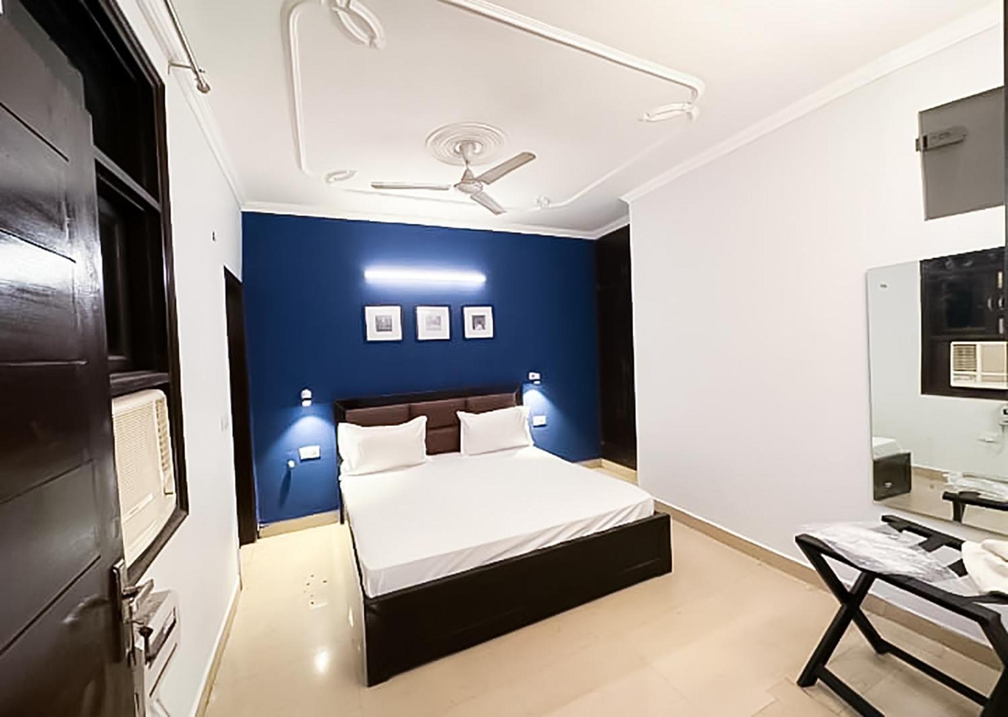 Plan In- Saket Hotel