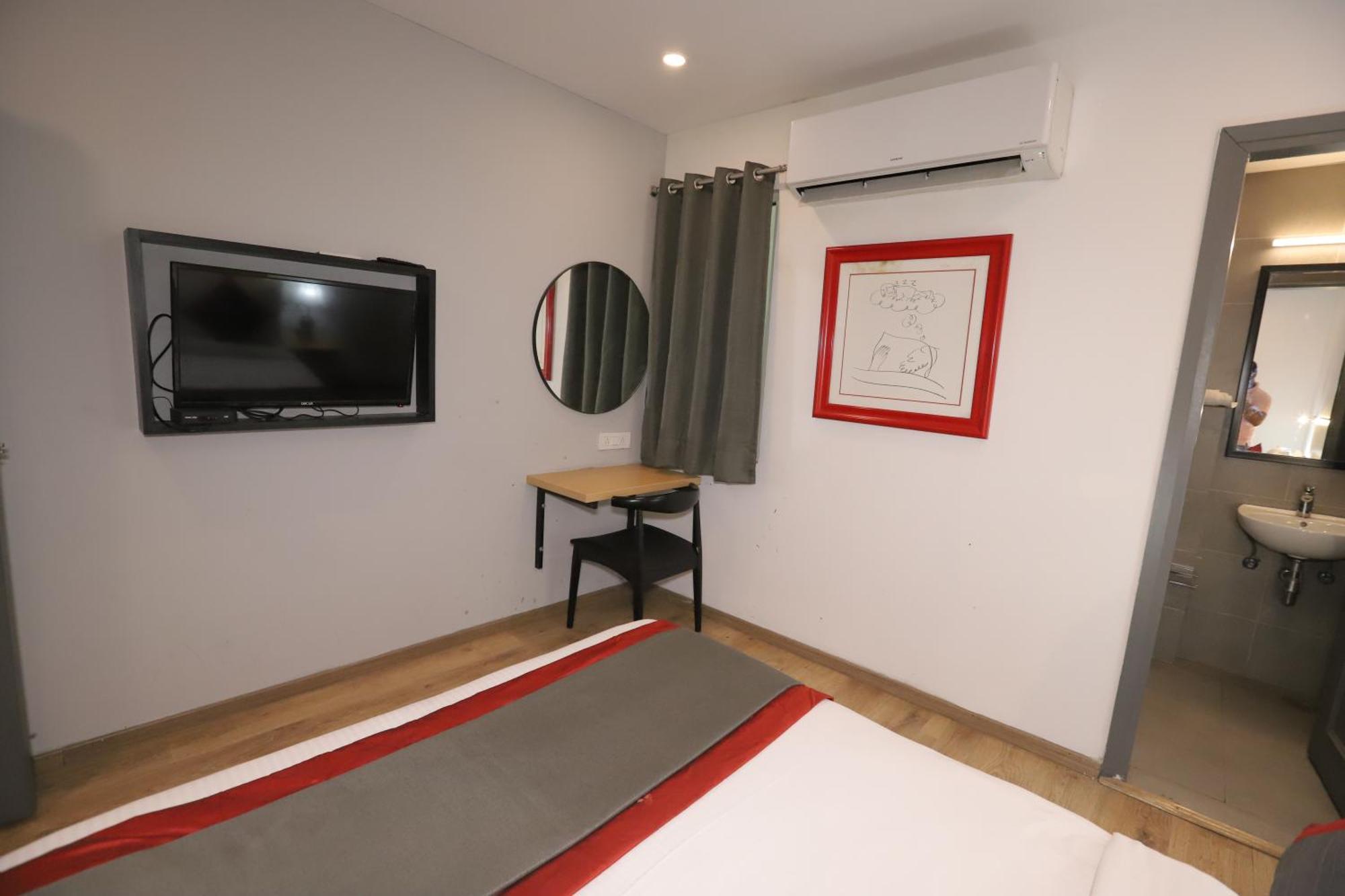 Hotel Qotel Ip Residency East Delhi Preet Vihar