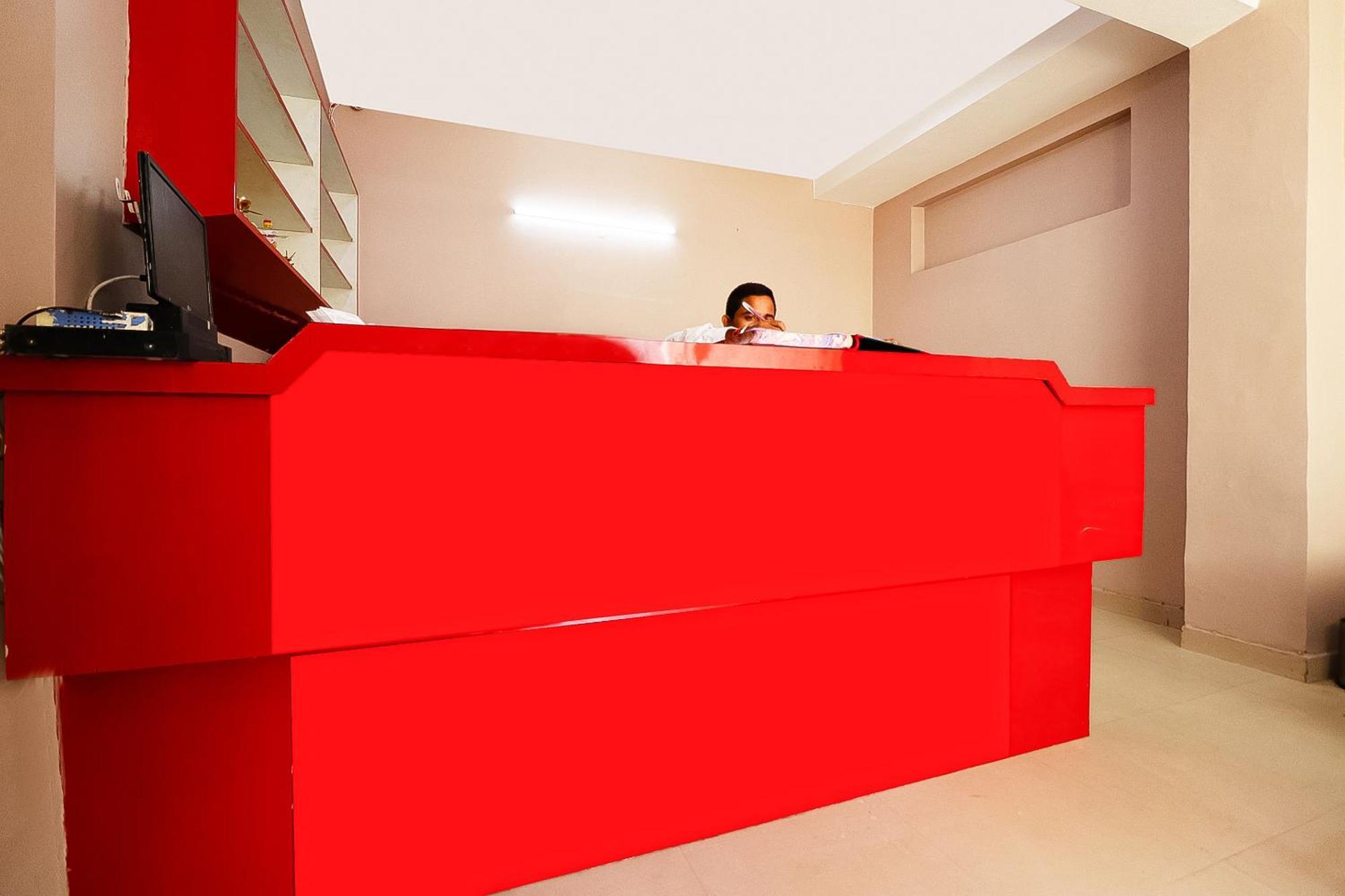 O Royal Orbit Near Delhi Airport 3* New Delhi