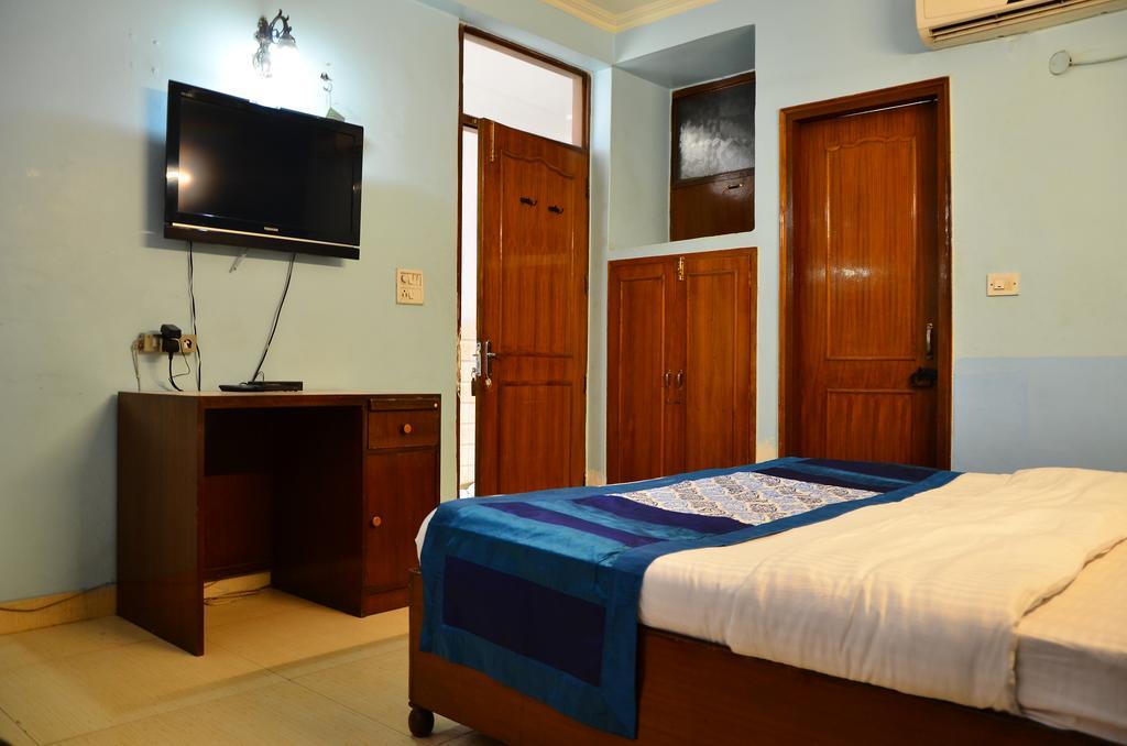 Airport Paradise International 3* New Delhi