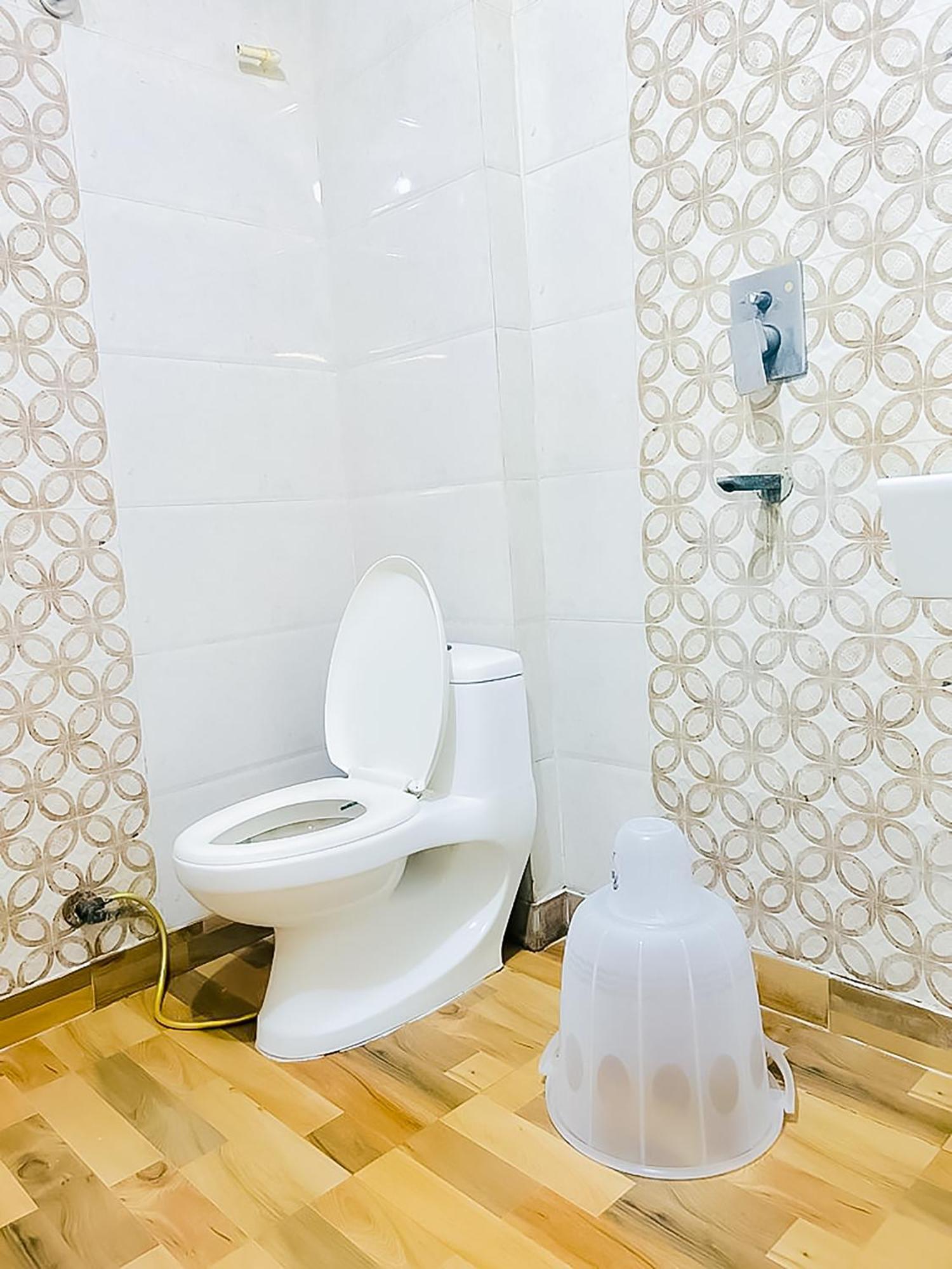 Hotel Dream Sky - Near Utam Nagar