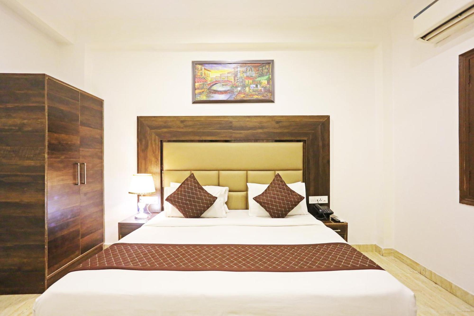 Hotel De Kiara Near Delhi Airport Nova Deli