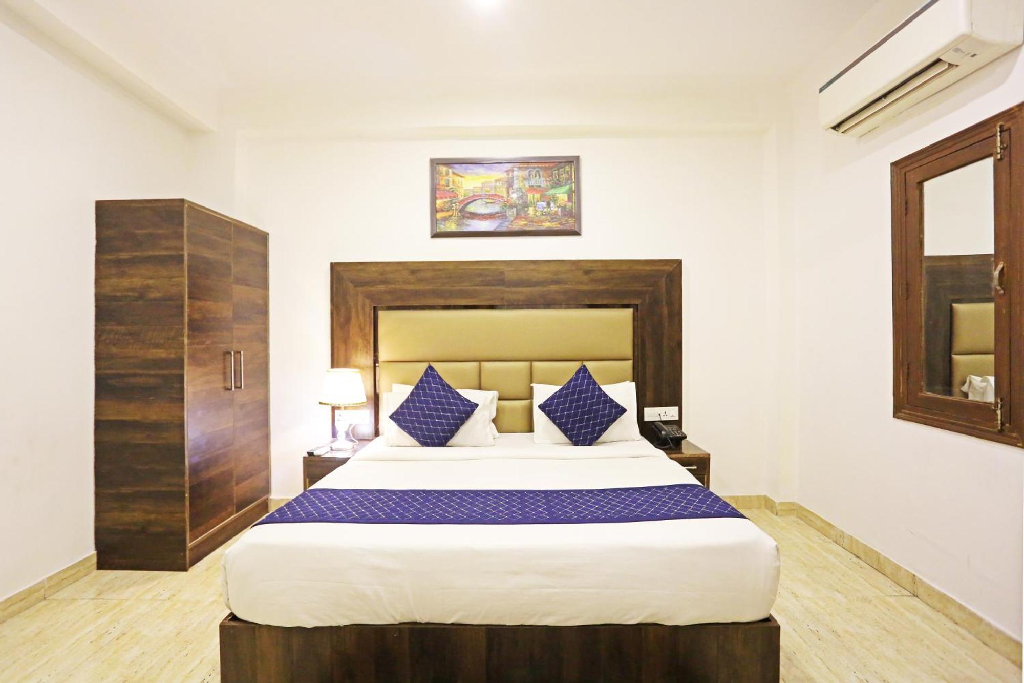 Hotel De Kiara Near Delhi Airport