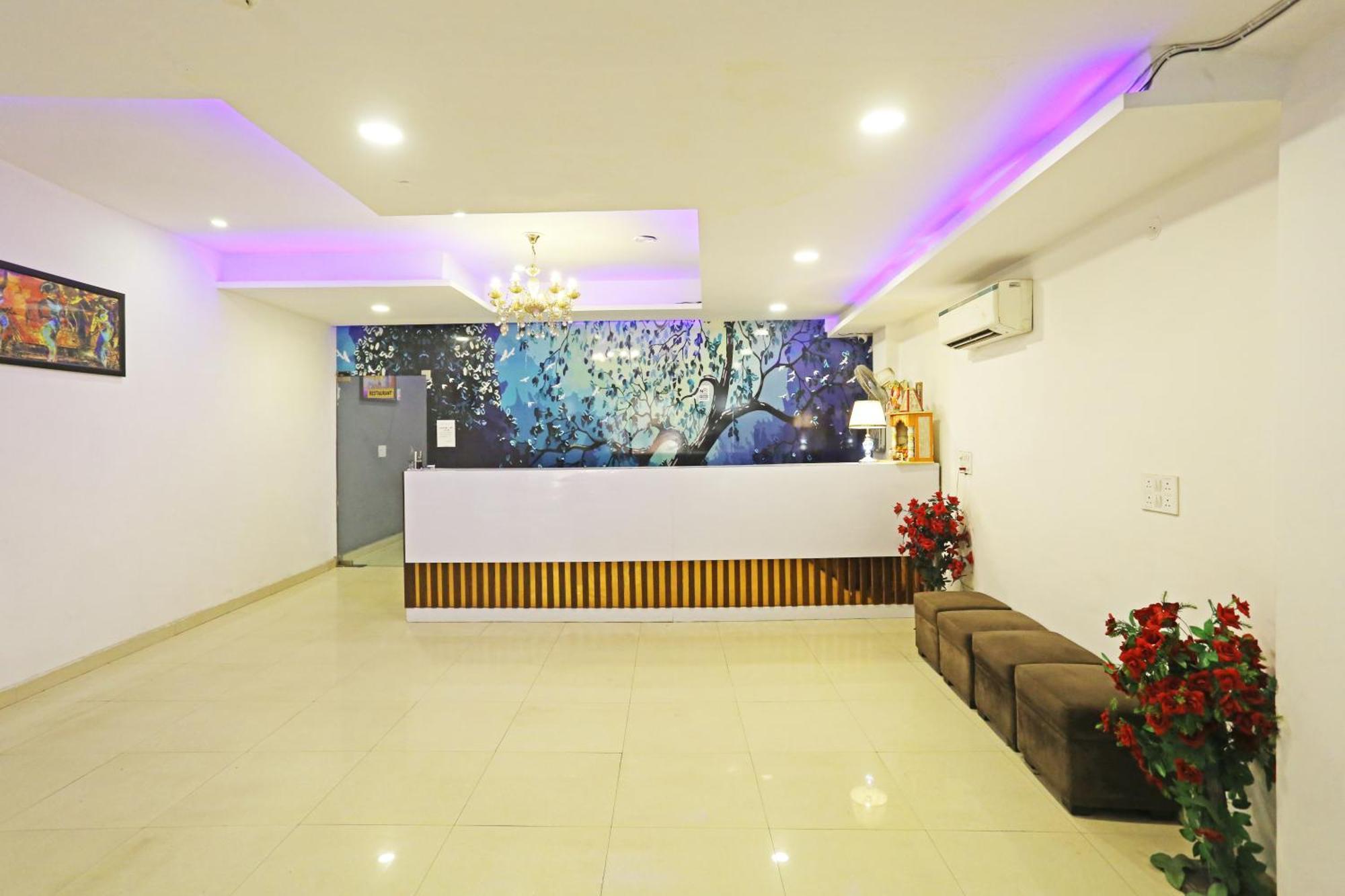 De Kiara Near Delhi Airport Hotel 4*