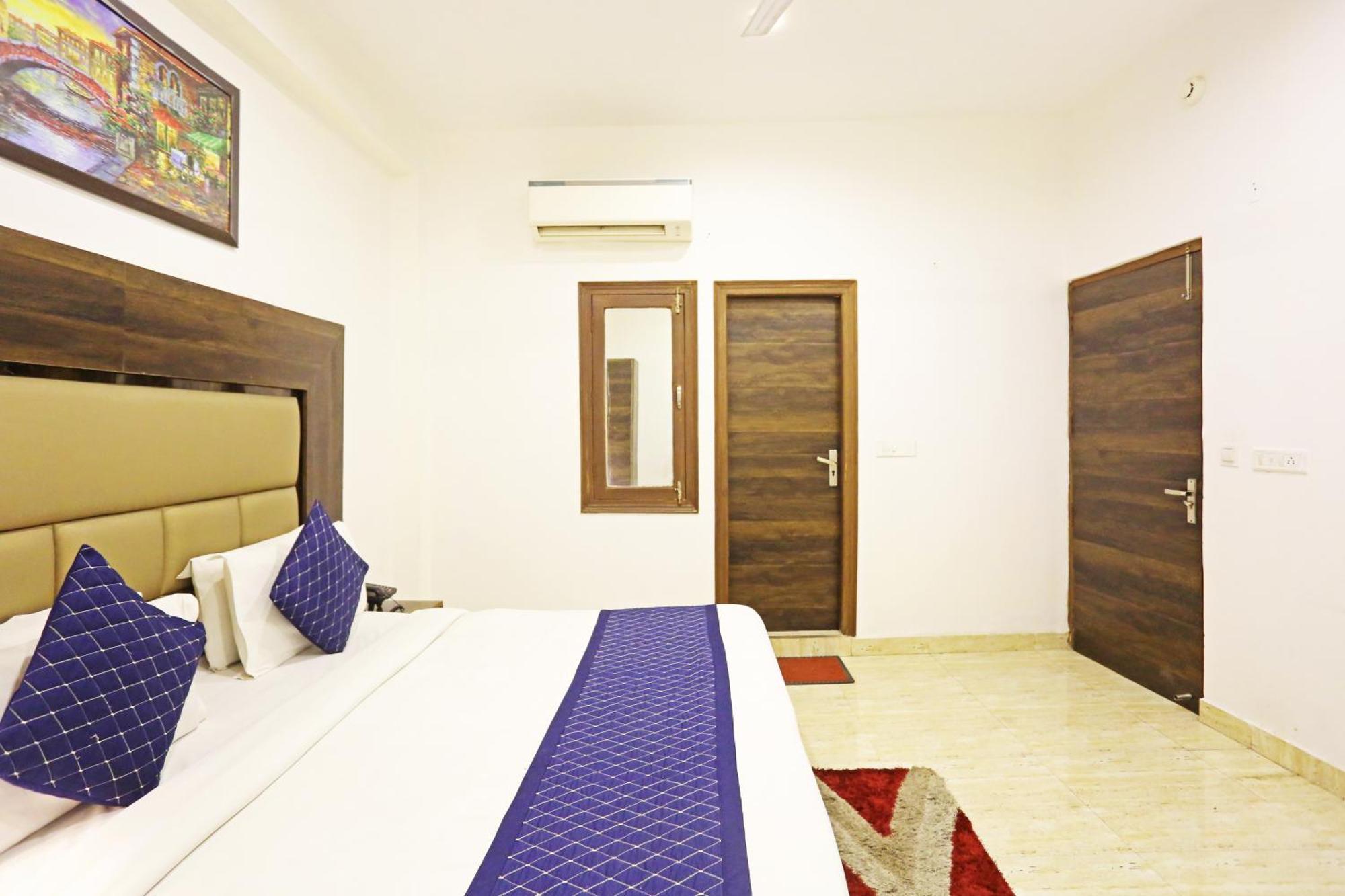 Hotel De Kiara Near Delhi Airport