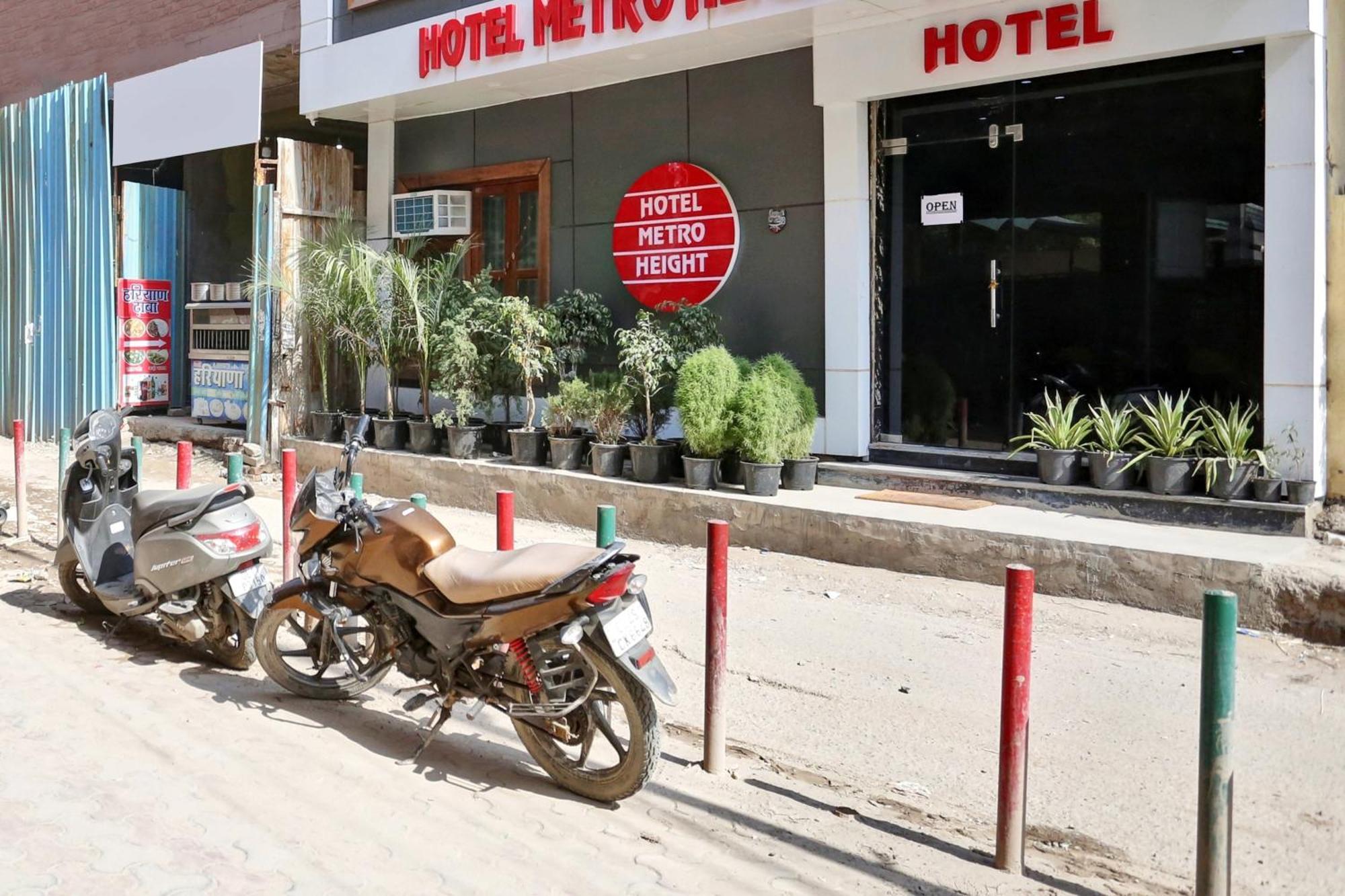 O Metro Height's Near Nangloi Railway Metro Station 3* Delhi (National Capital Territory of India)