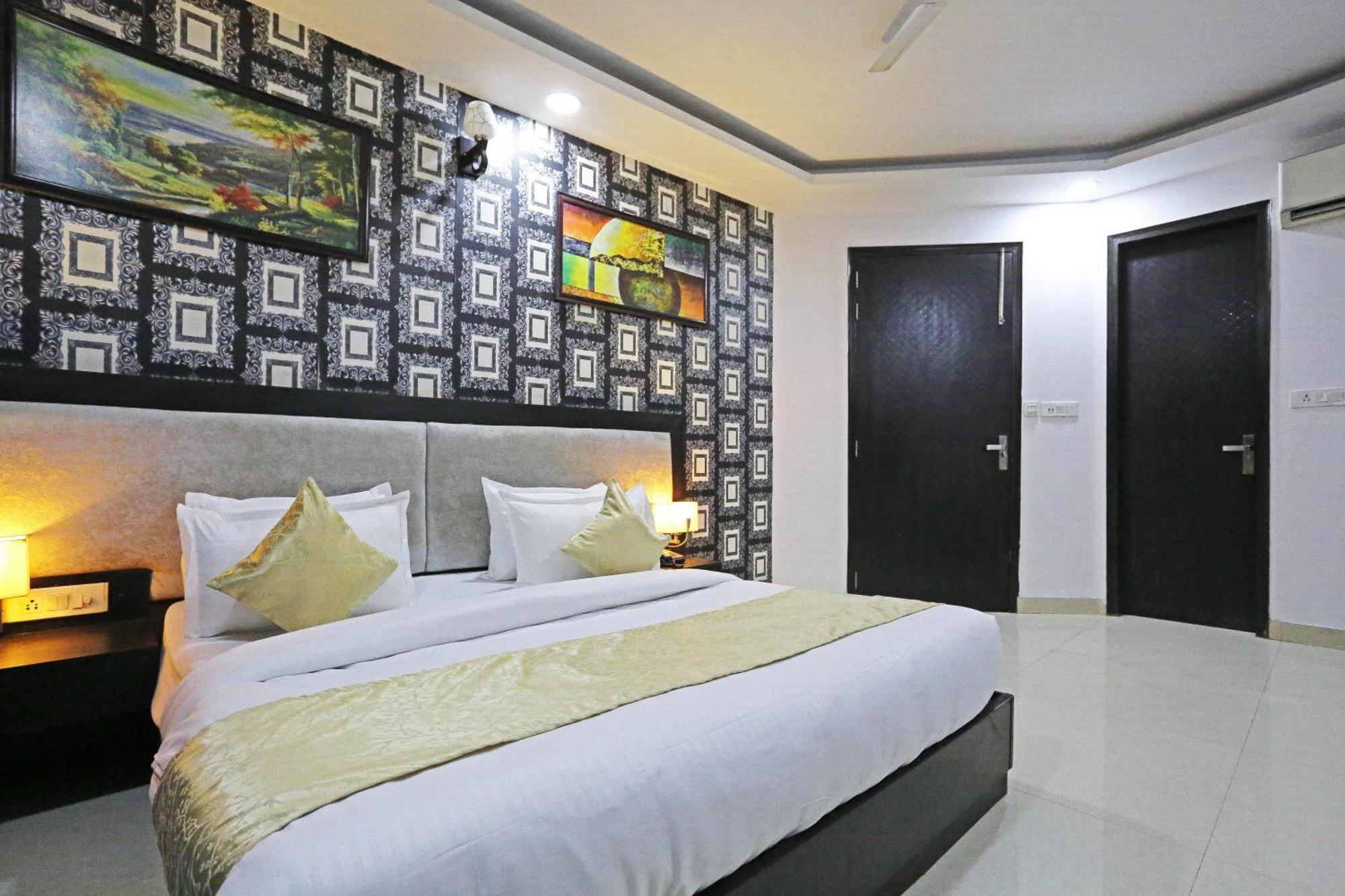 Hotel Airport Swan Near Delhi Airport New Delhi