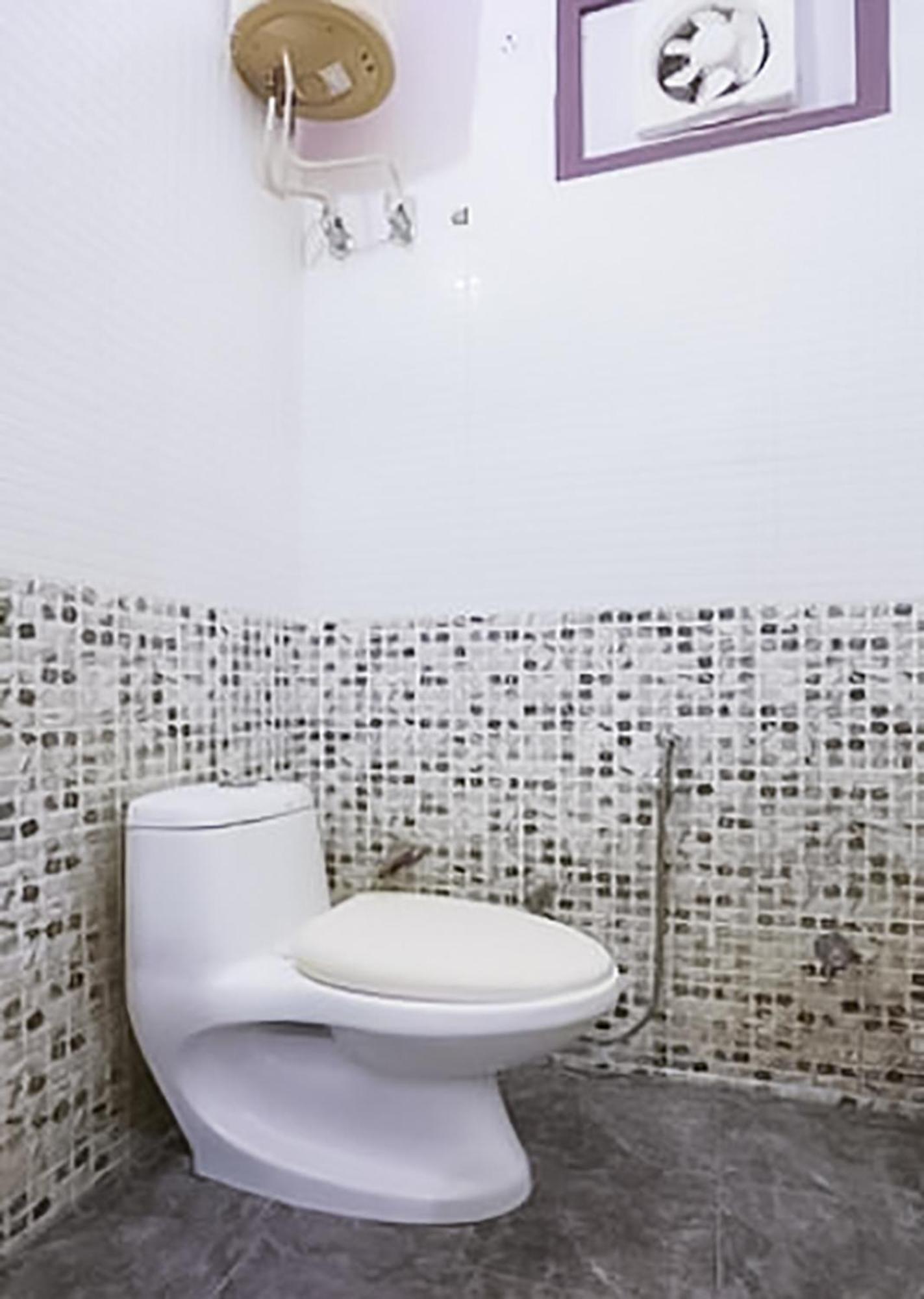 Private In Uttam Nagar - Sky