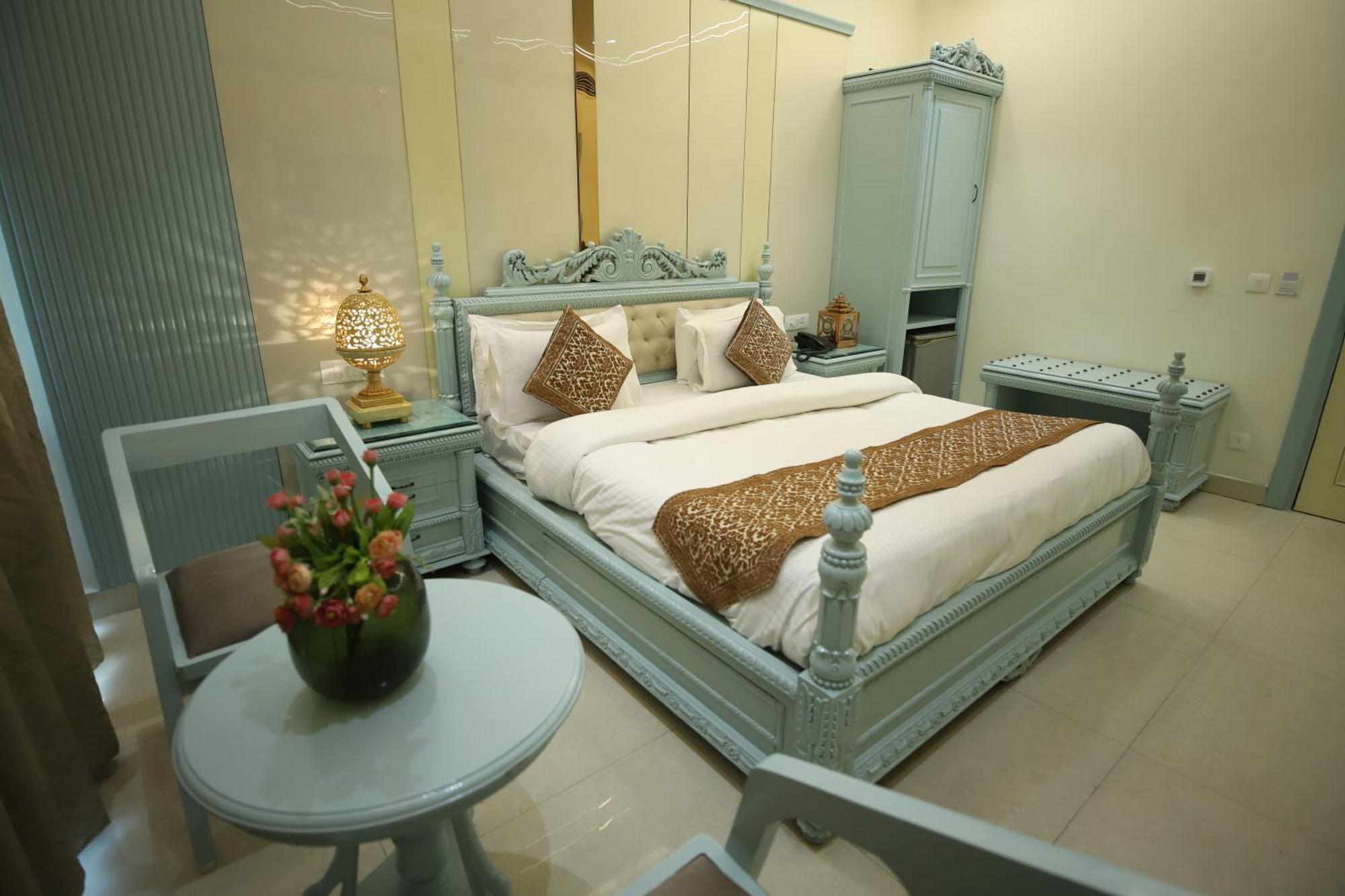 Sita International Hotel 3*