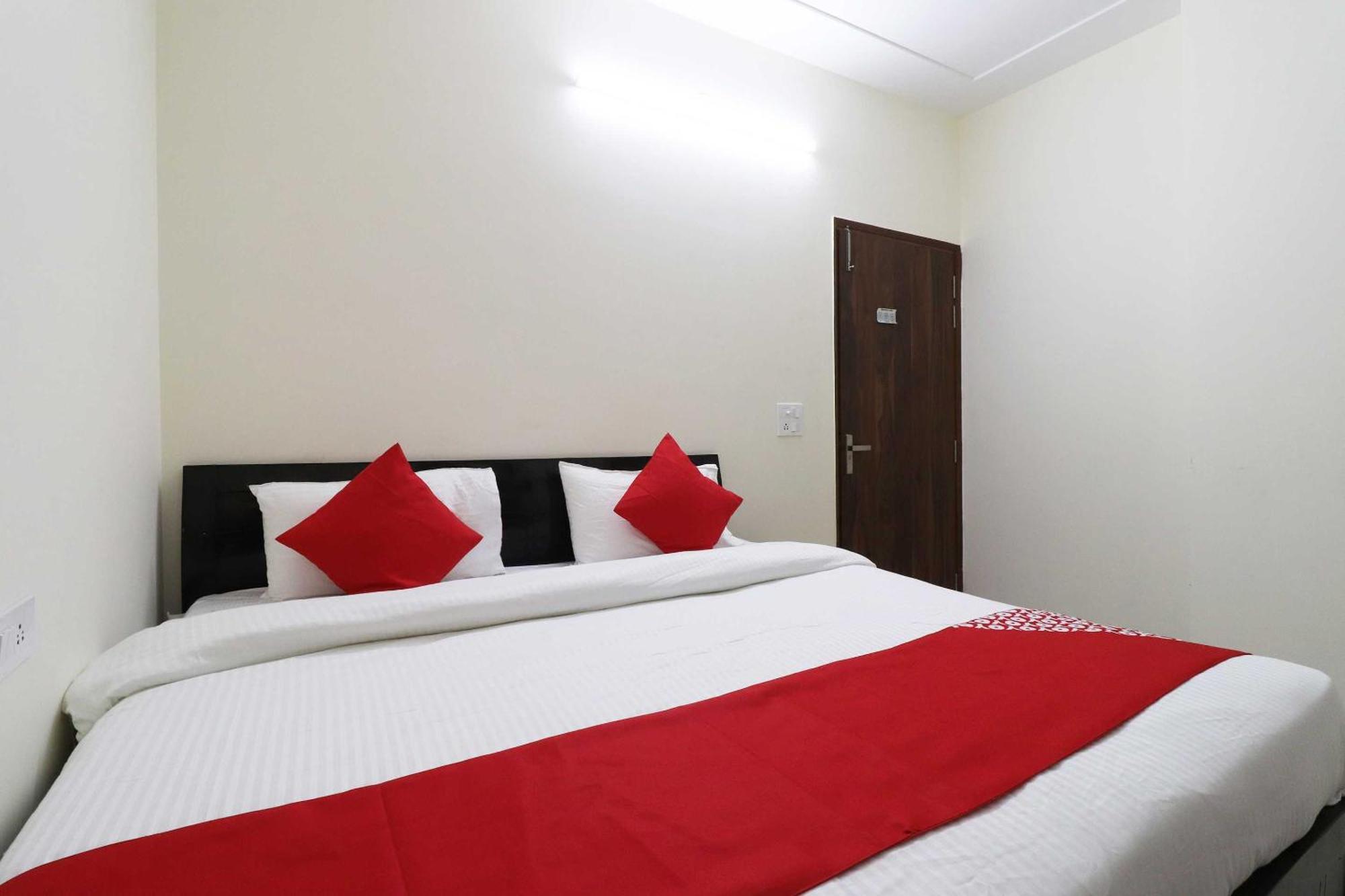 O Royal King Deluxe Hotel 3*