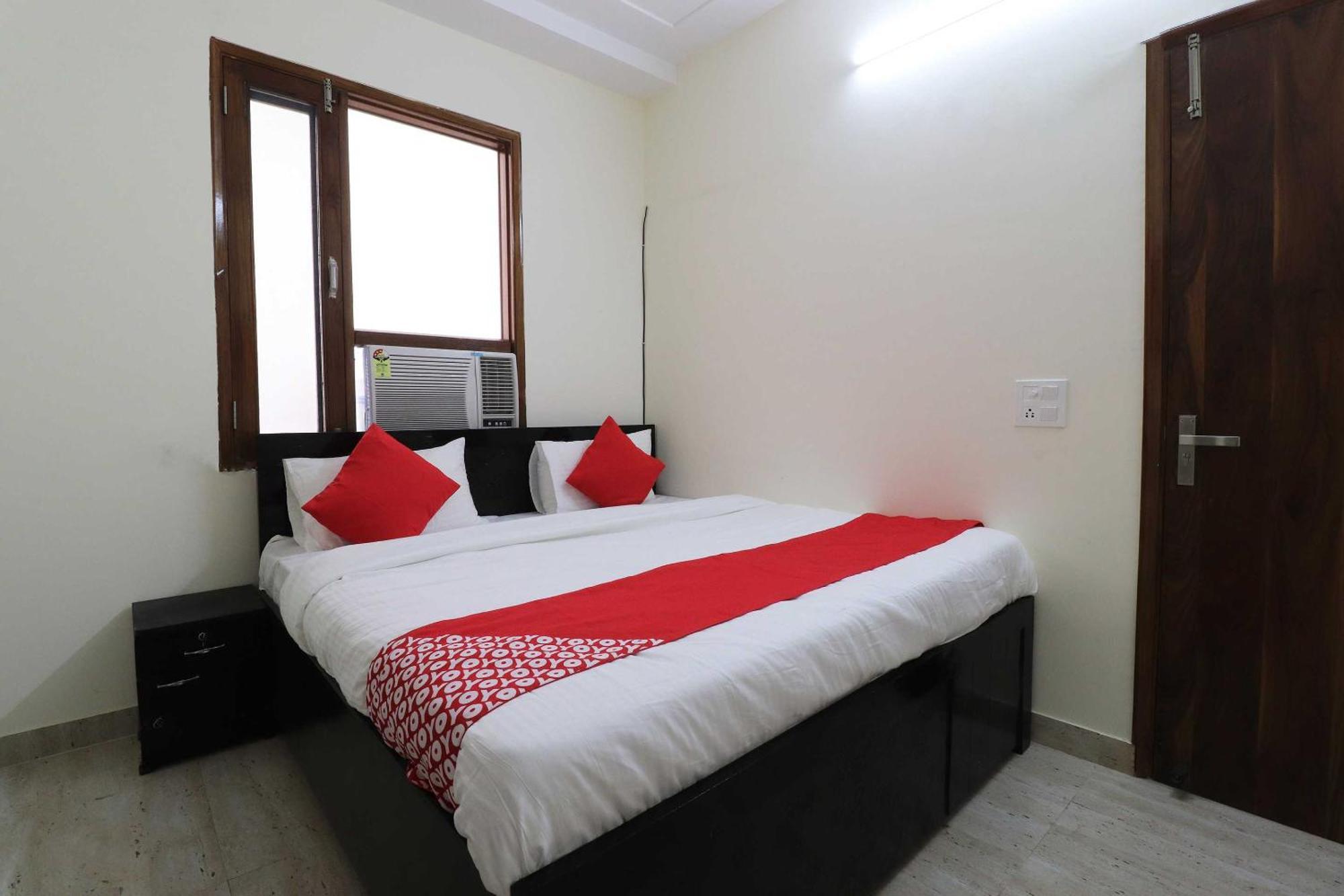 O Royal King Deluxe Delhi (National Capital Territory of India)