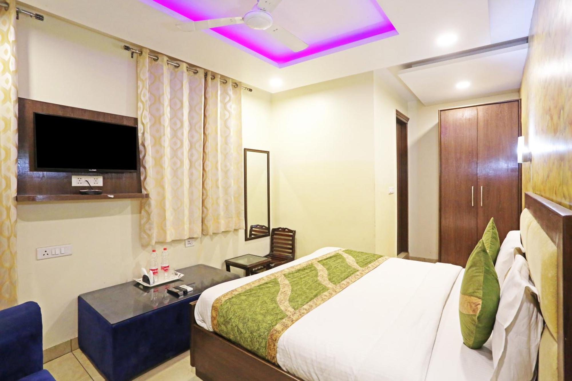 Ssd Plaza Hotel New Delhi