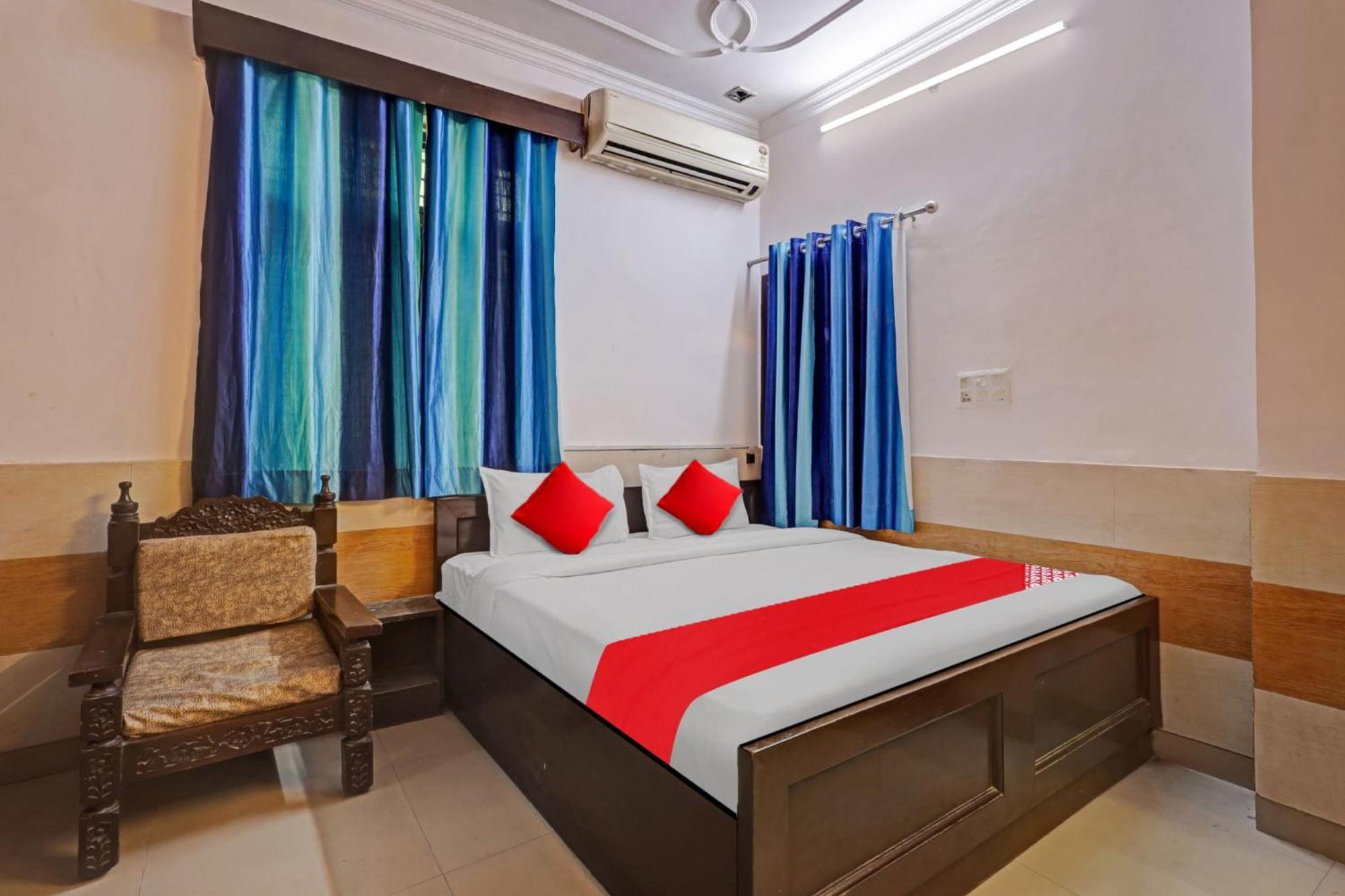 Flagship Horizon 10 Residency Hotel