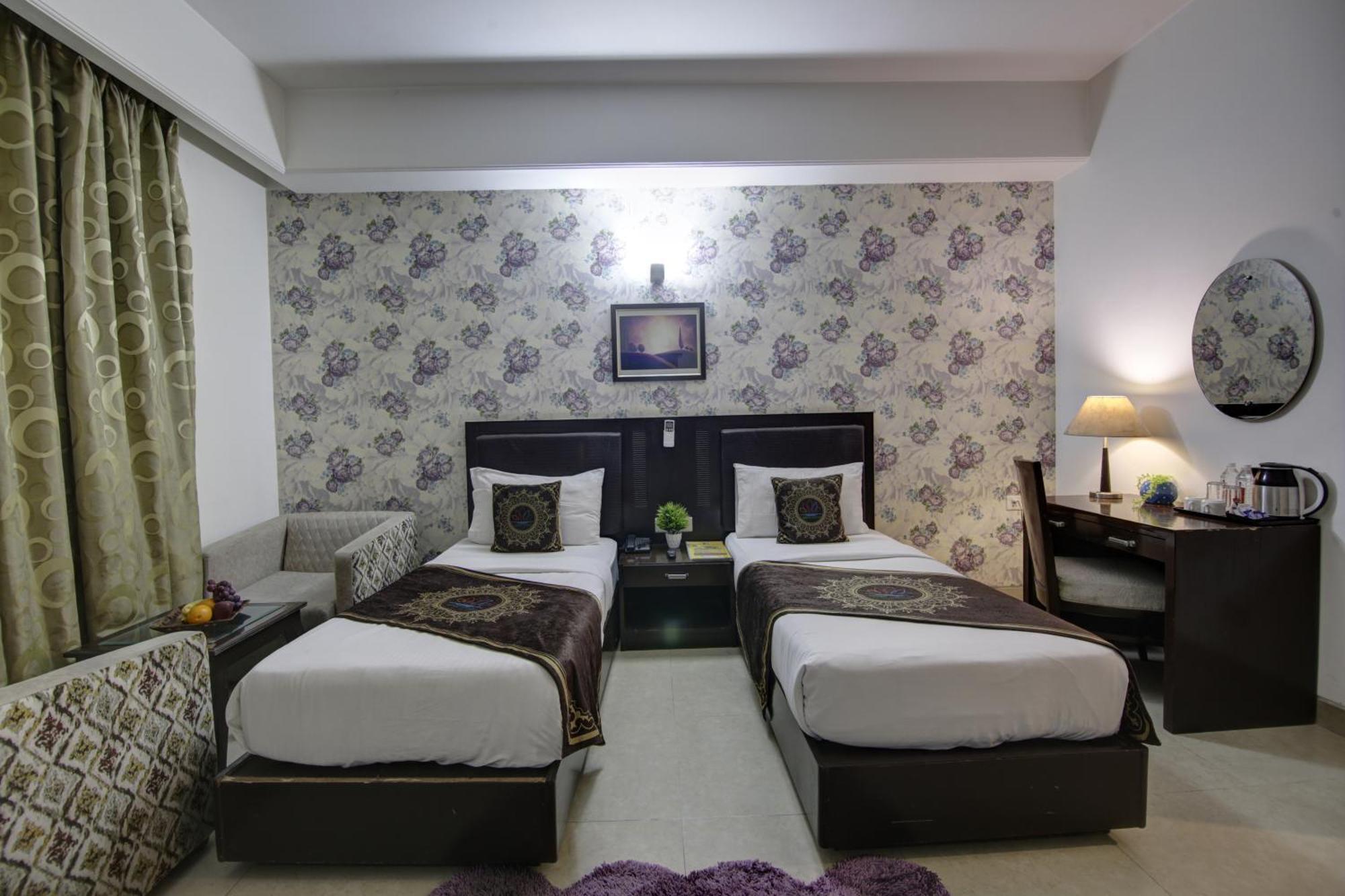 Venus Plaza Hotel New Delhi