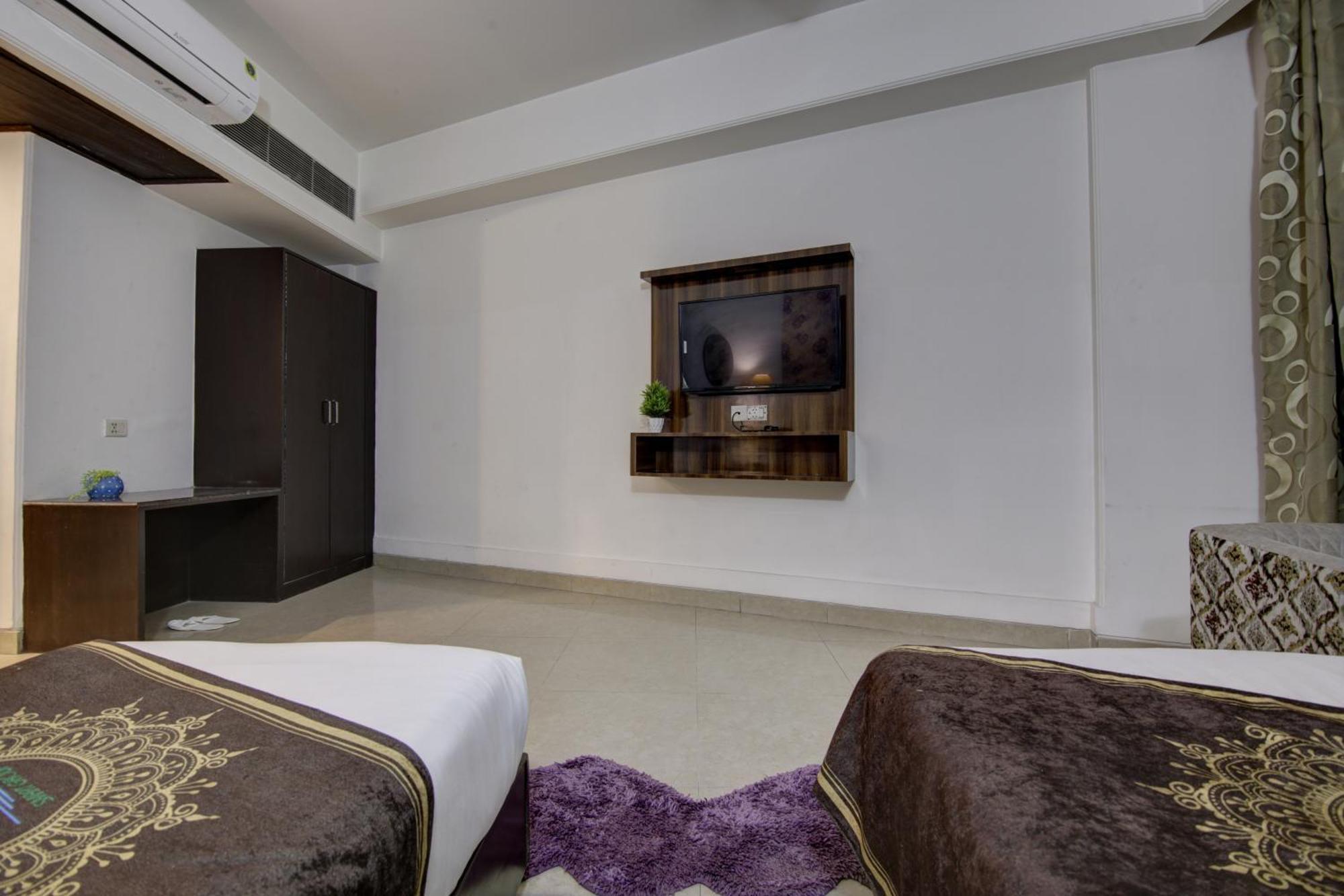 Hotel Venus Plaza