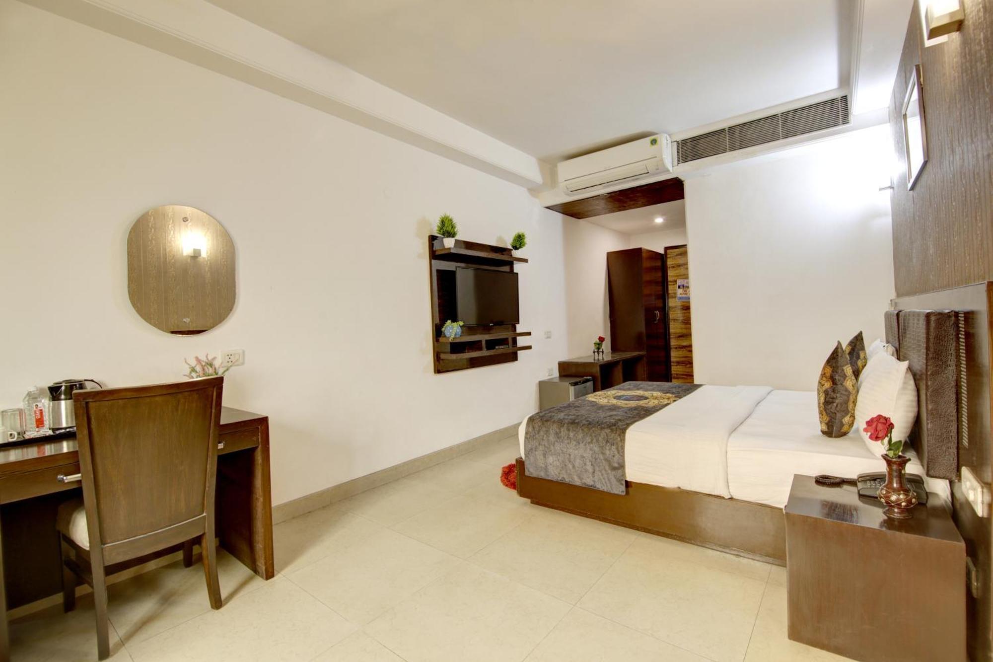 Venus Plaza New Delhi