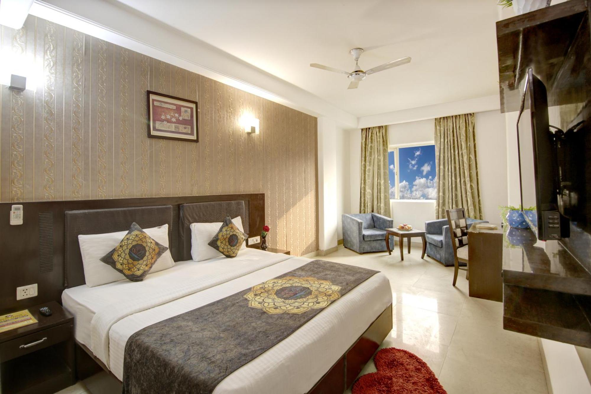 Venus Plaza 4* New Delhi