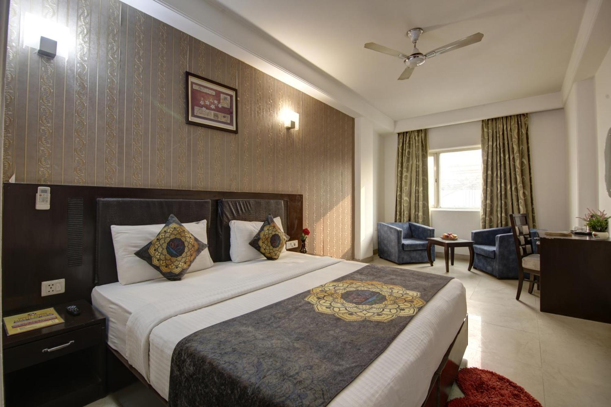 Venus Plaza Hotel 4*