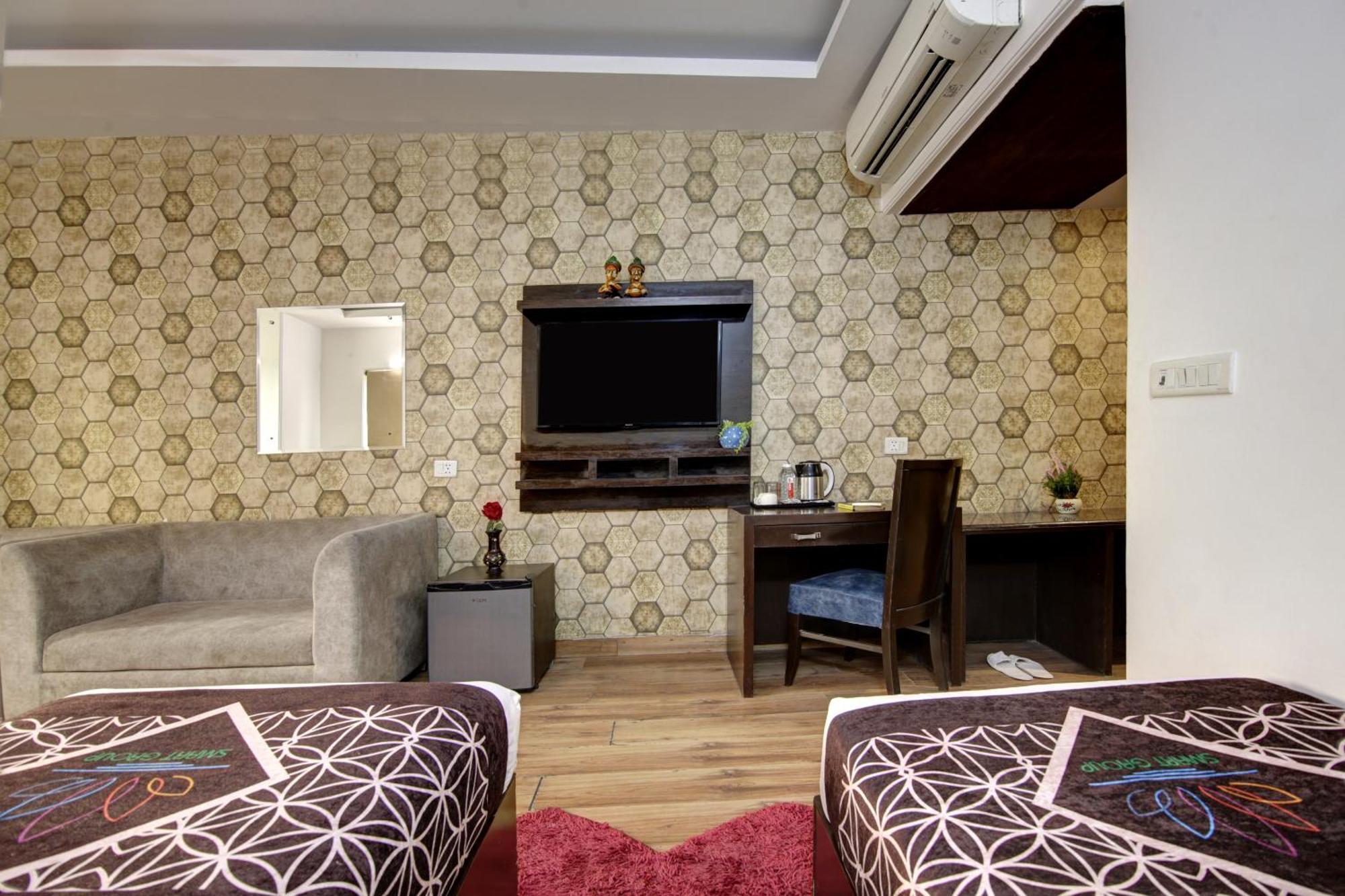 Hotel Venus Plaza 4*