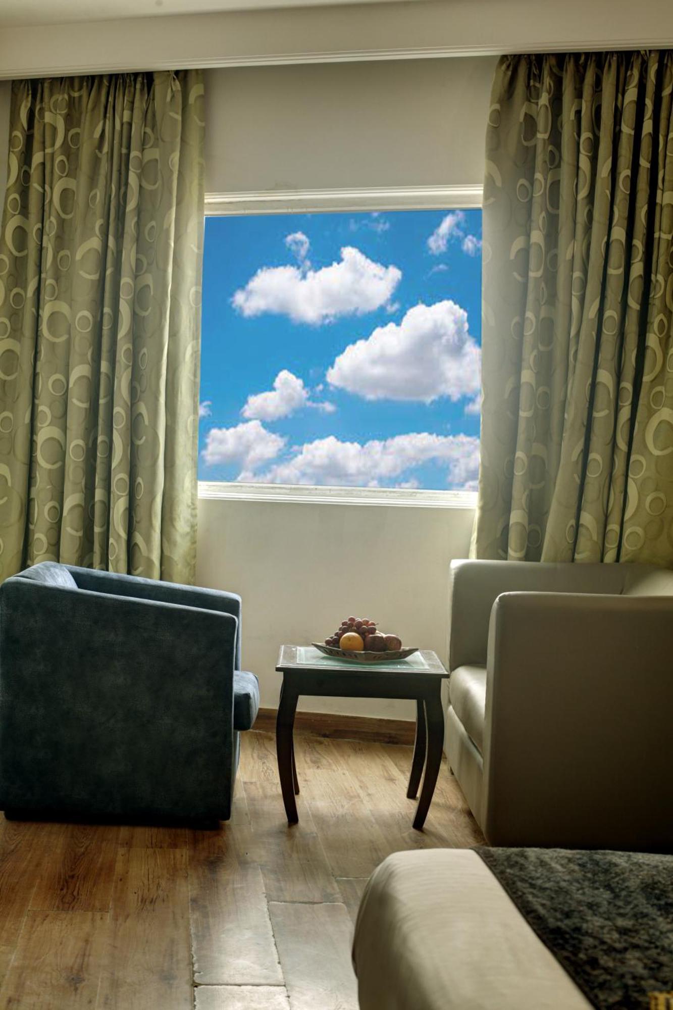 Venus Plaza Hotel
