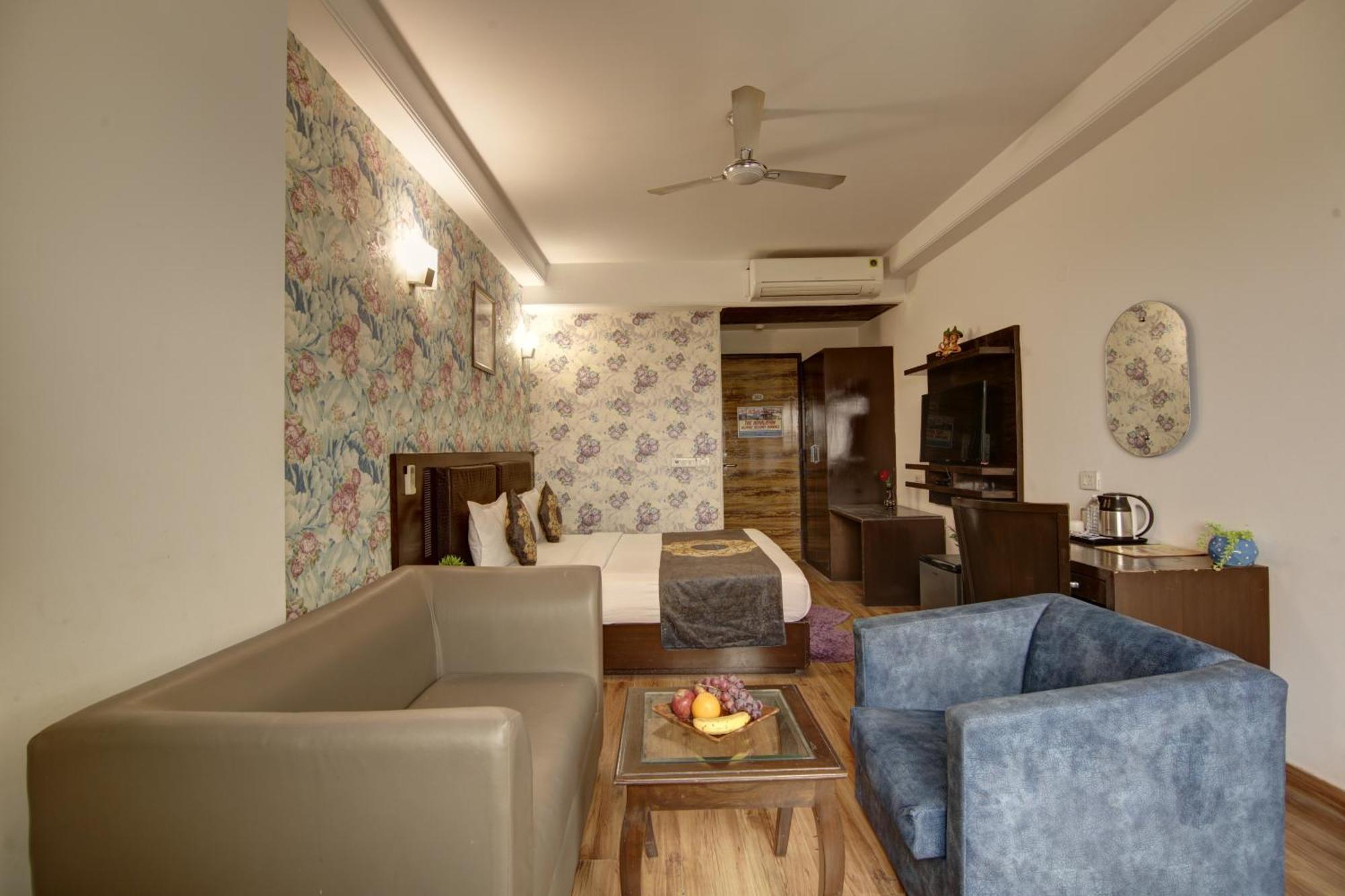 Hotel Venus Plaza 4*