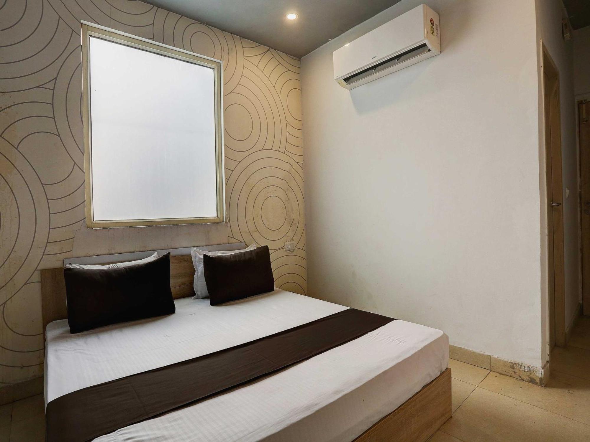 Hotel O Dwarka Mor Metro 4*