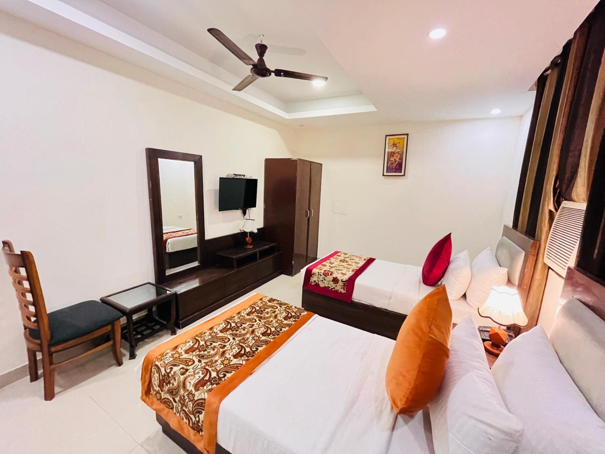 Airport Nysha Palace 3* Nova Deli