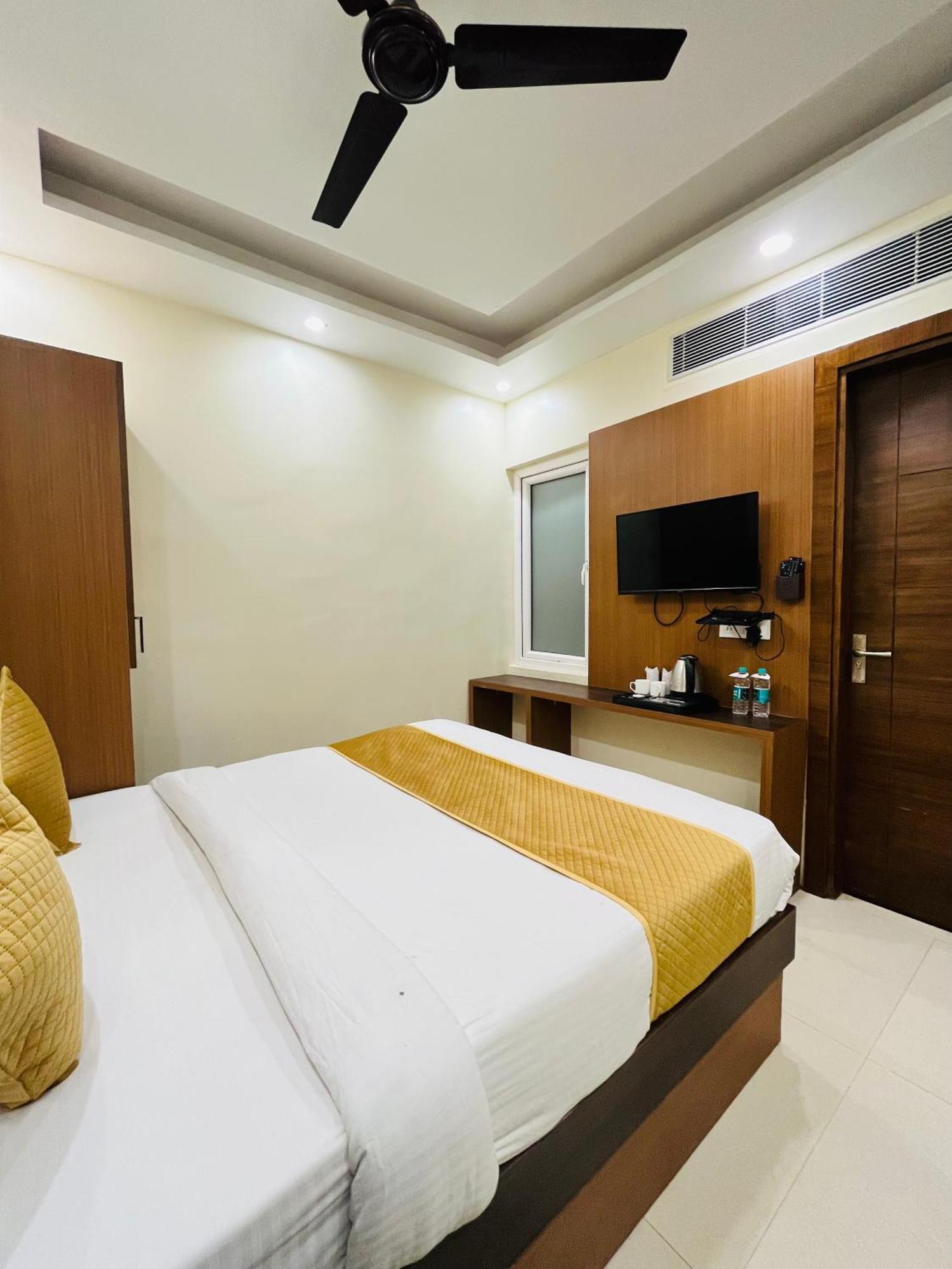 Hotel Royal Rosette With Free Wi-fi Near Railway Station New Delhi