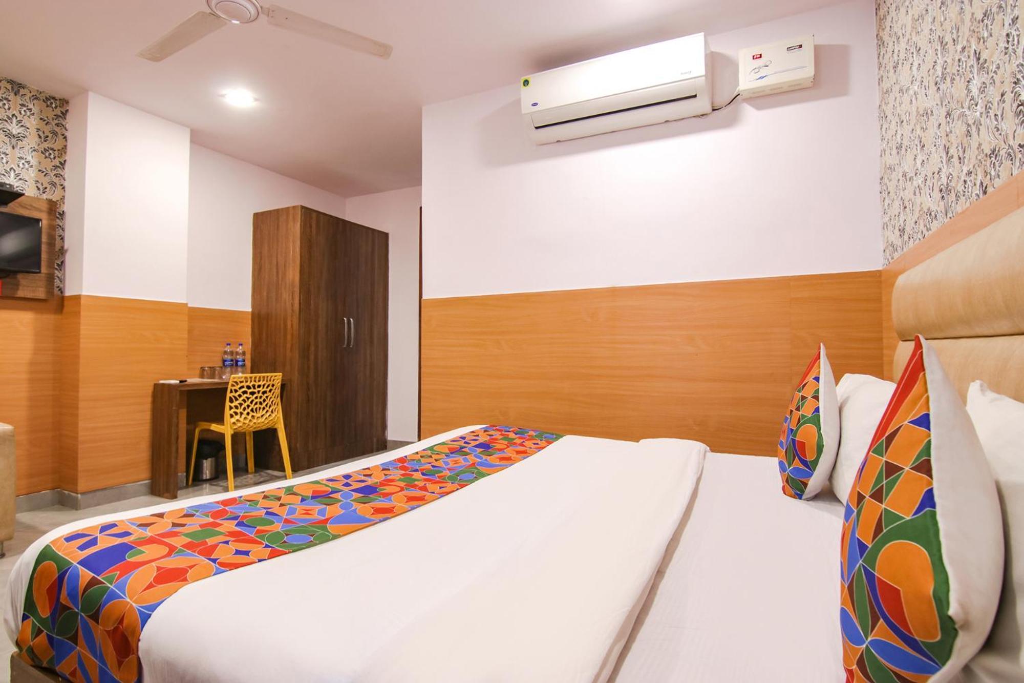 Hotel Fabhotel Ssensse Nova Deli