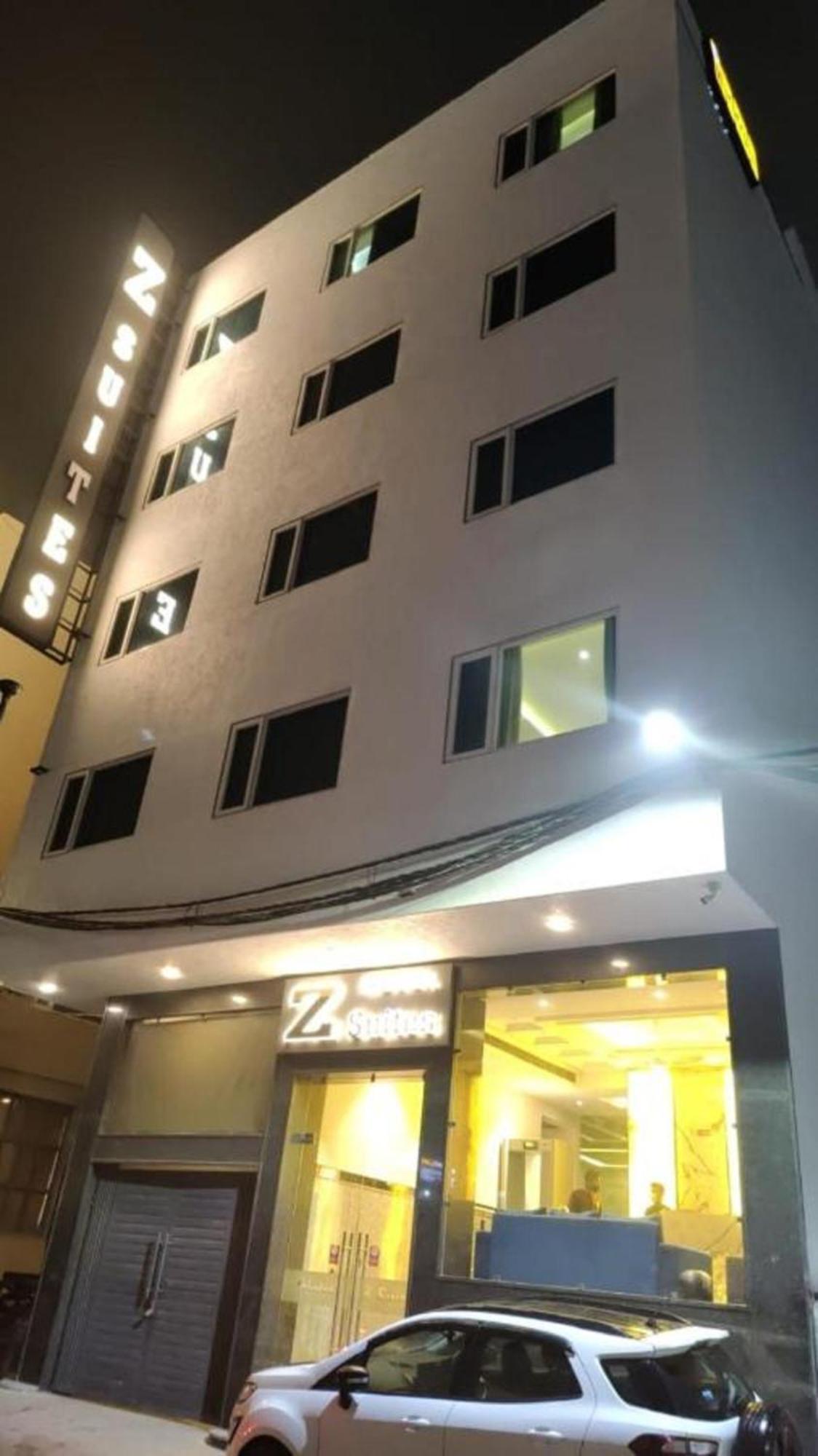 Z Suites Hotel, Mahipalpur-delhi Igi Airport 4* New Delhi