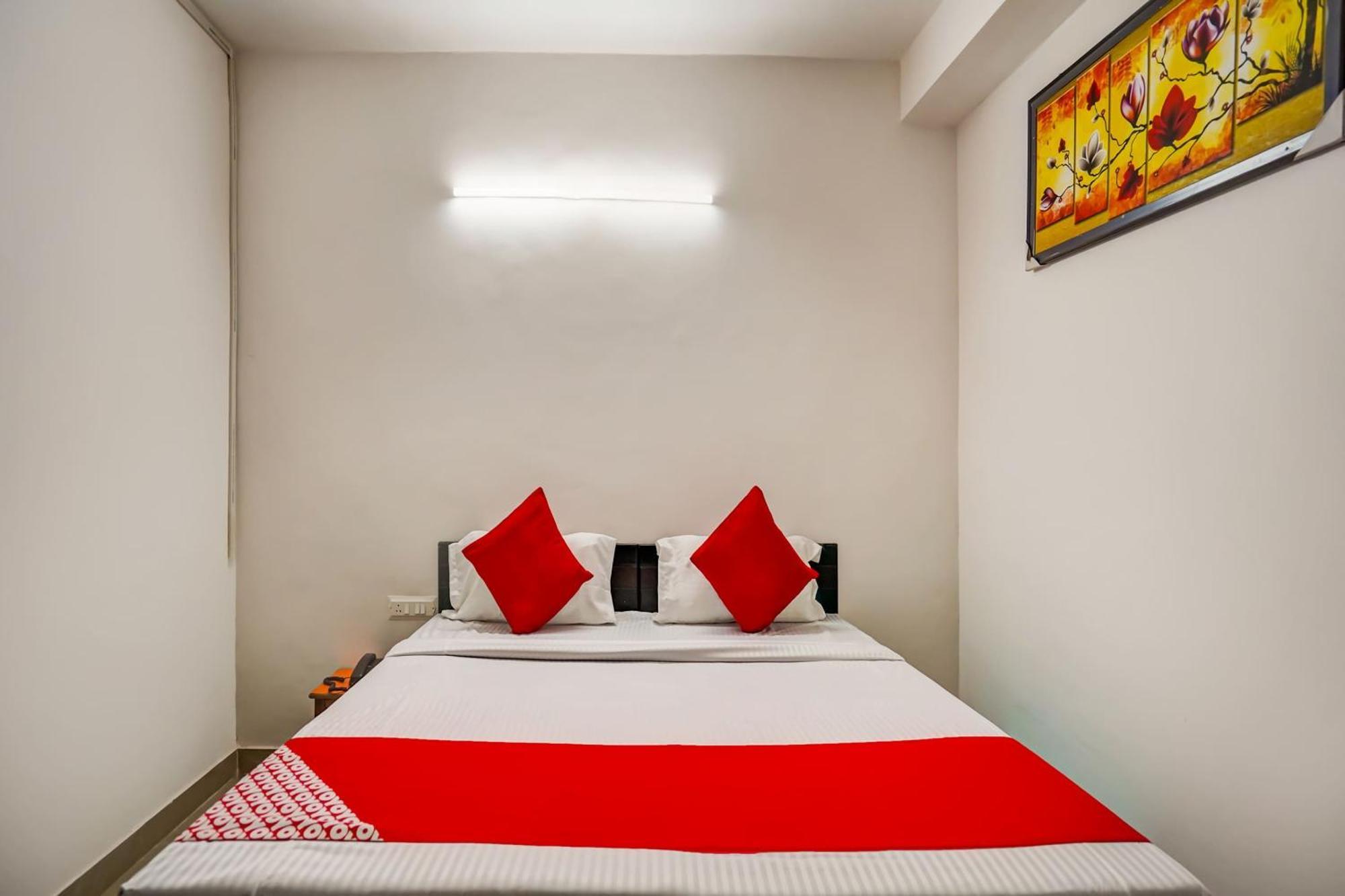Hotel Oyo Flagship 75287 Pubg Residency 3*