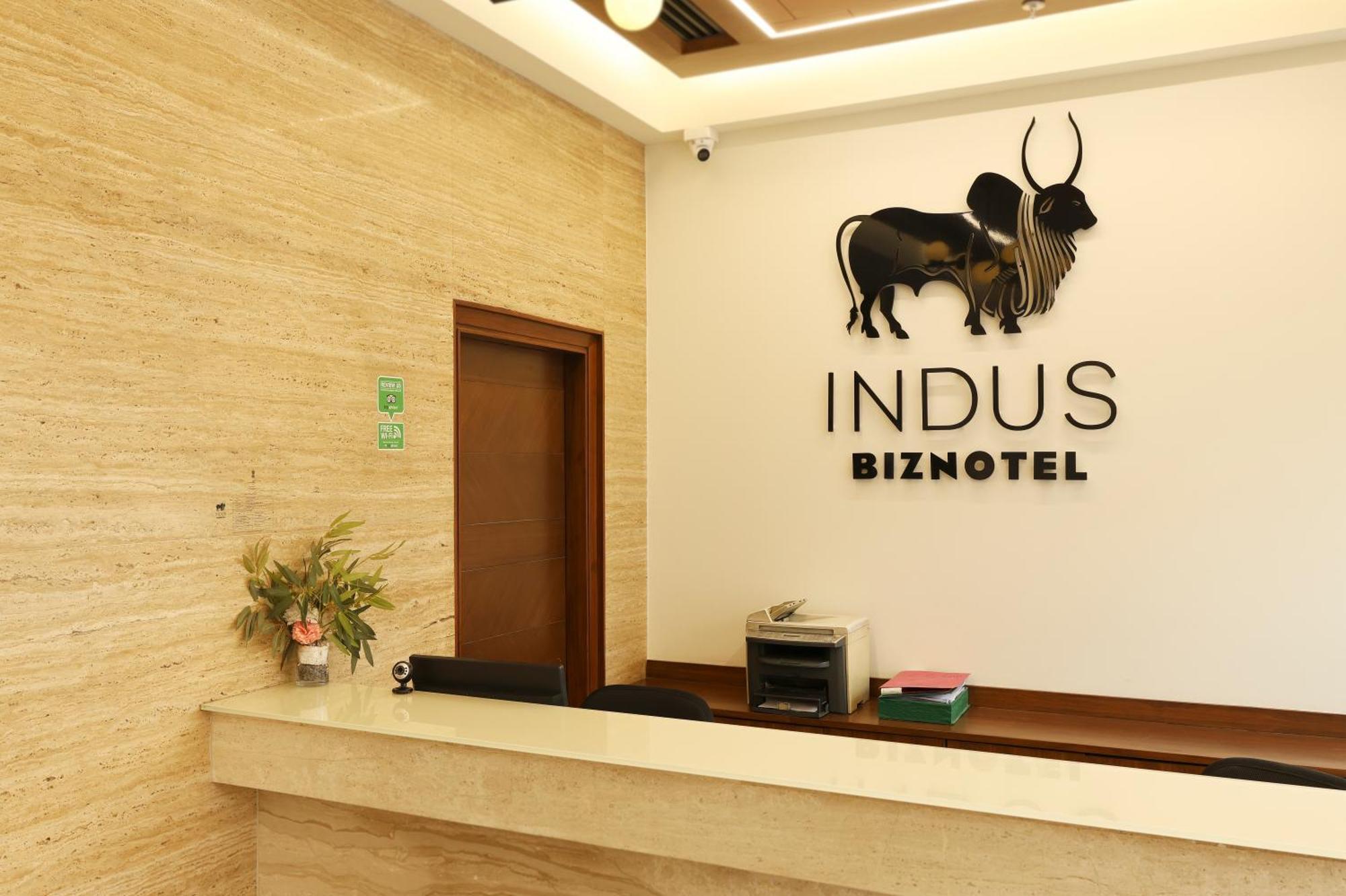 Indus Biznotel 4* Nova Deli