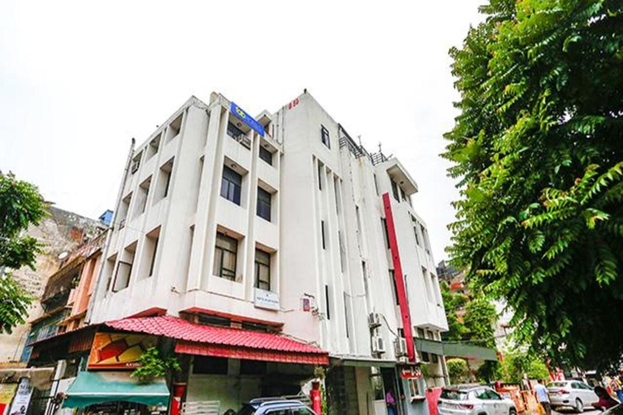 Hotel Fabhotel Blue Moon New Delhi