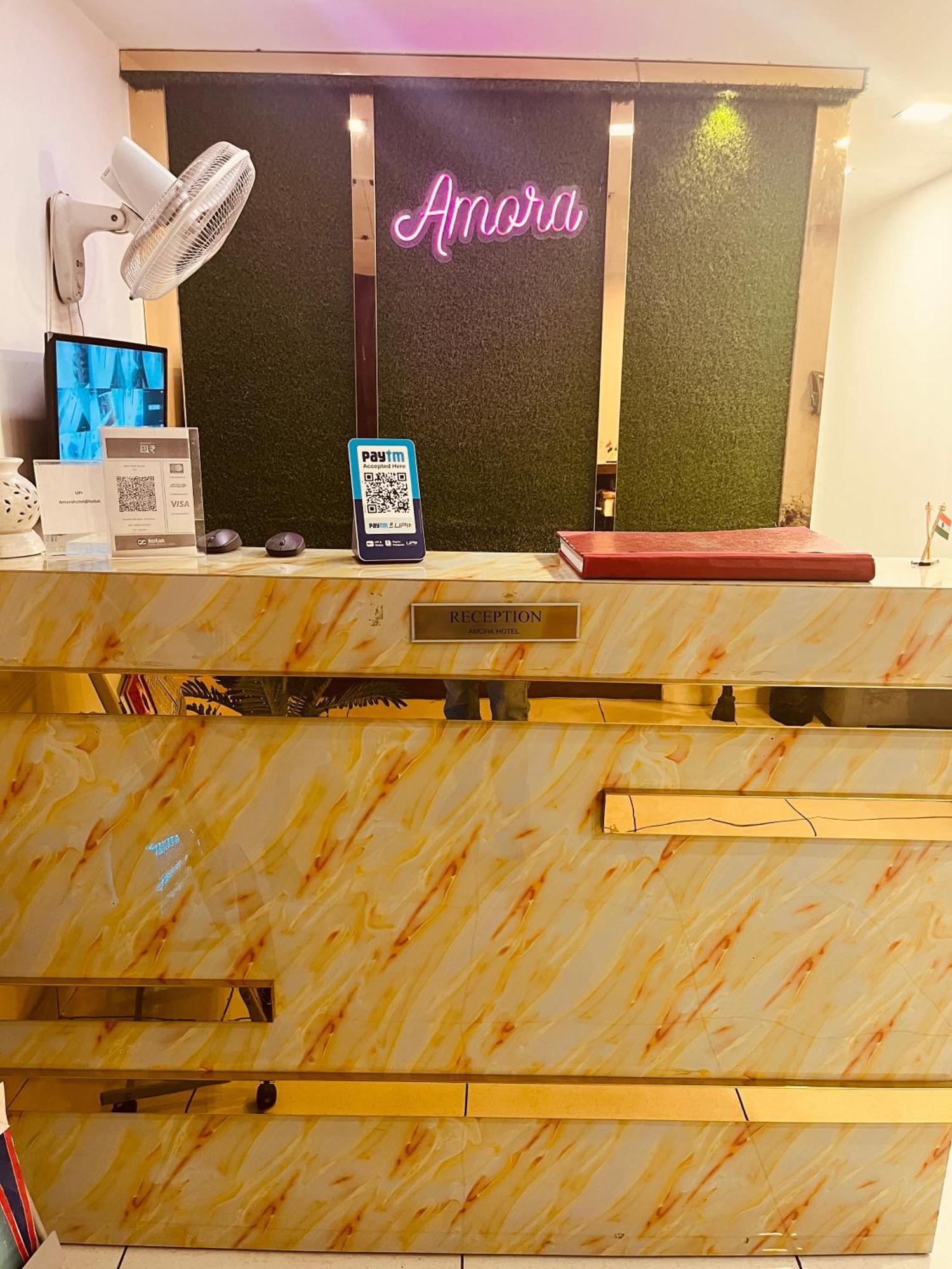 Hotel Amora Dwarka 3*