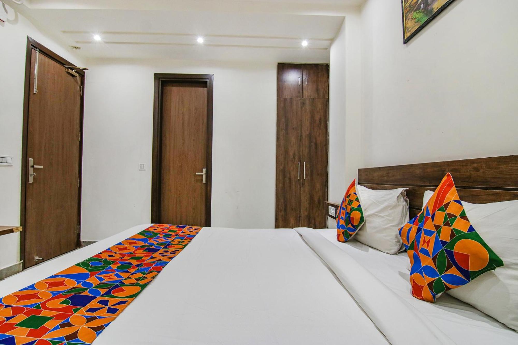 Fabhotel Moro Rohini Sector 4 3* Delhi (National Capital Territory of India)