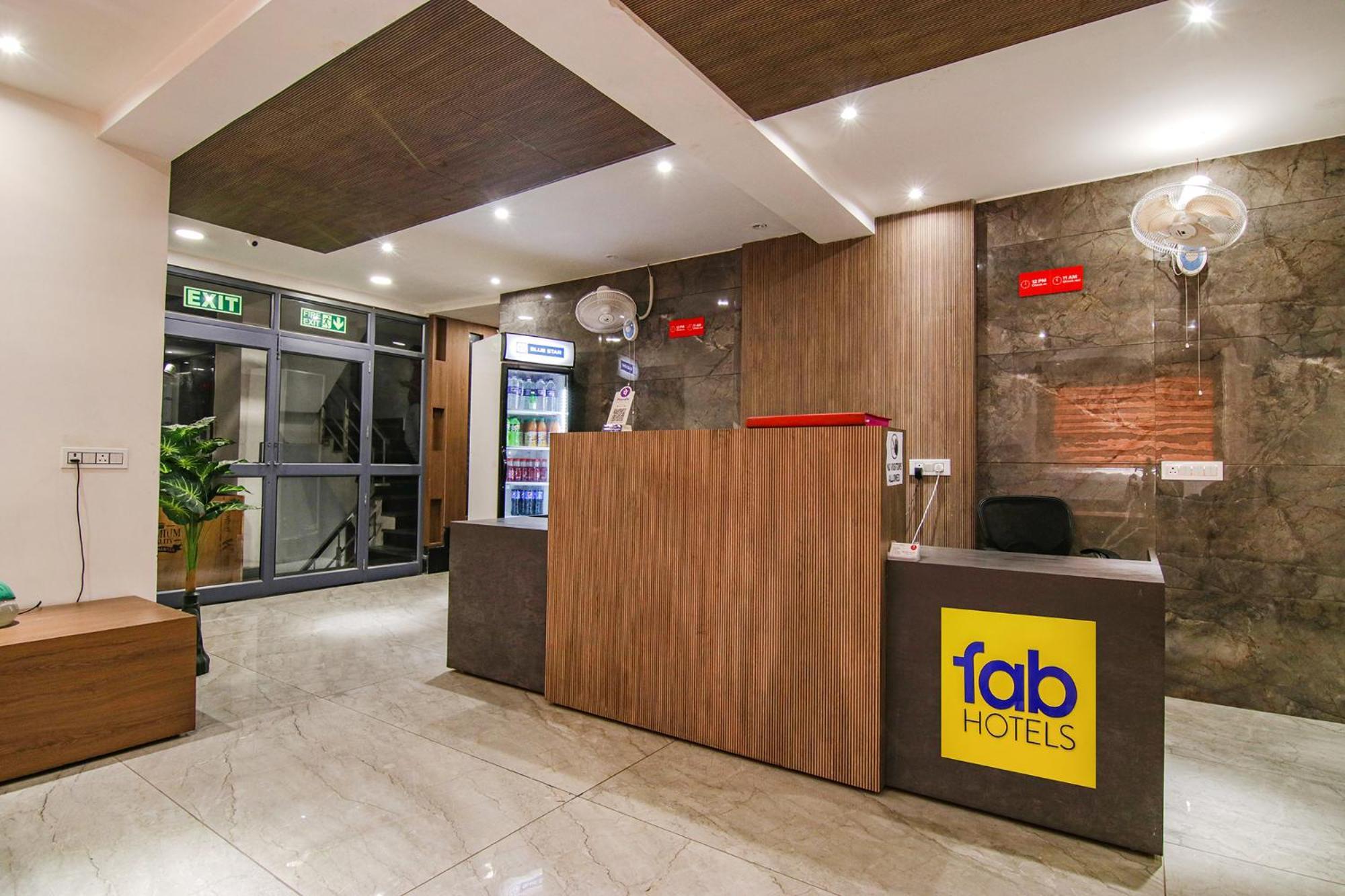 Hotel Fabhotel Moro Rohini Sector 4