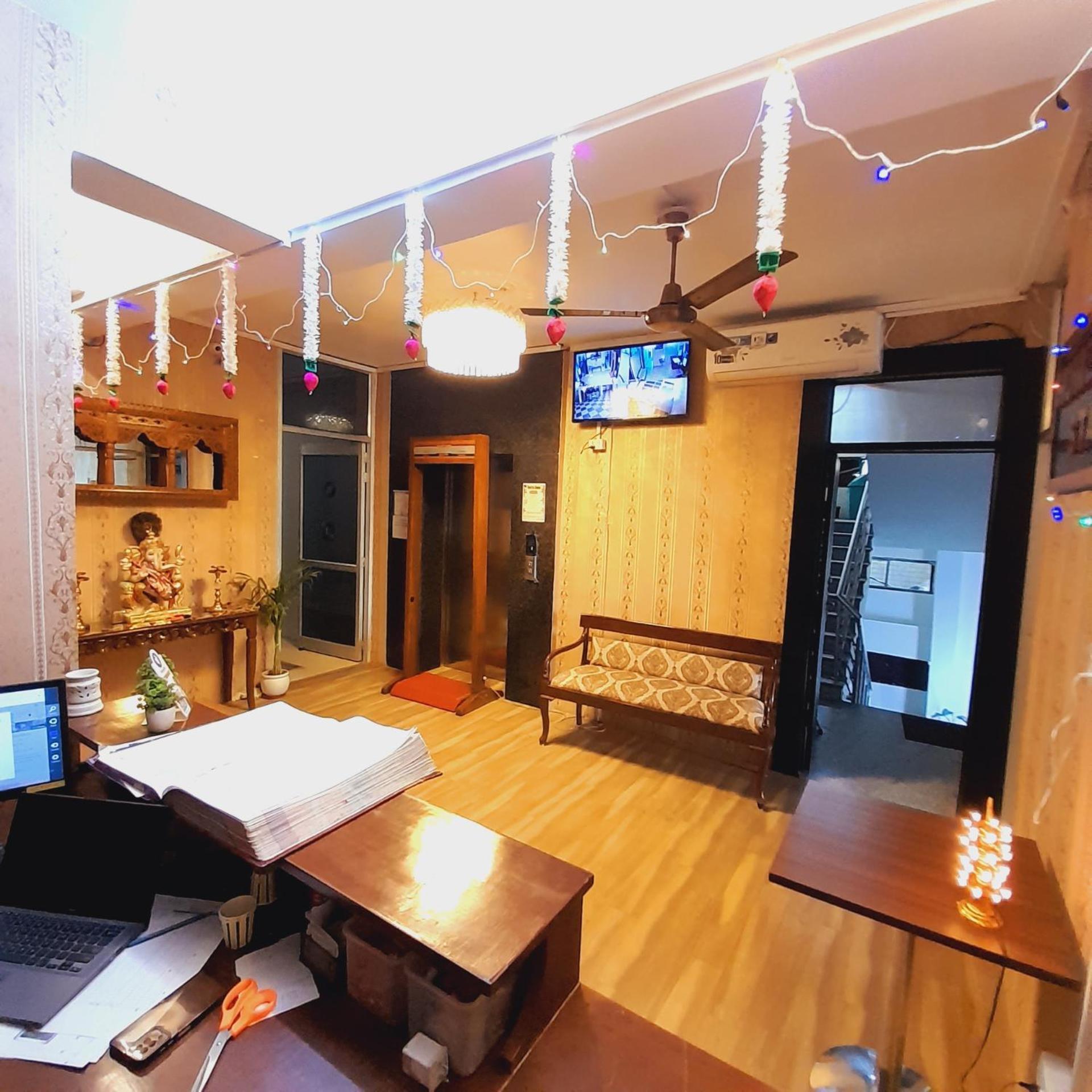 Hostel Ac *