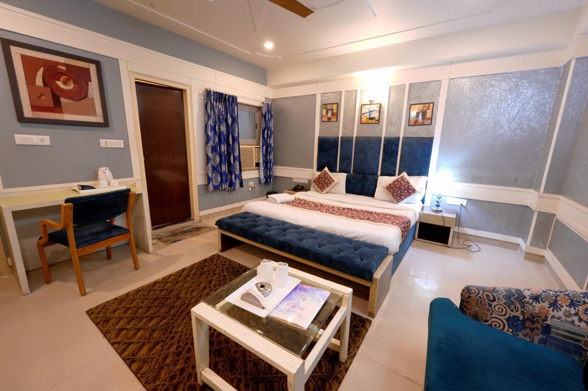 Oppera Mahipalpur - Delhi Airport Hotel 3*