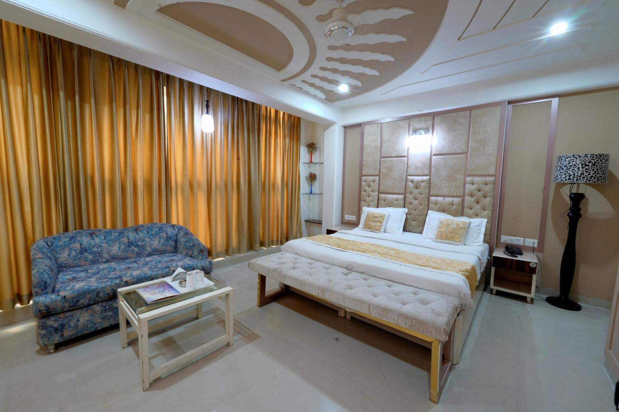 Oppera Mahipalpur - Delhi Airport Hotel 3*