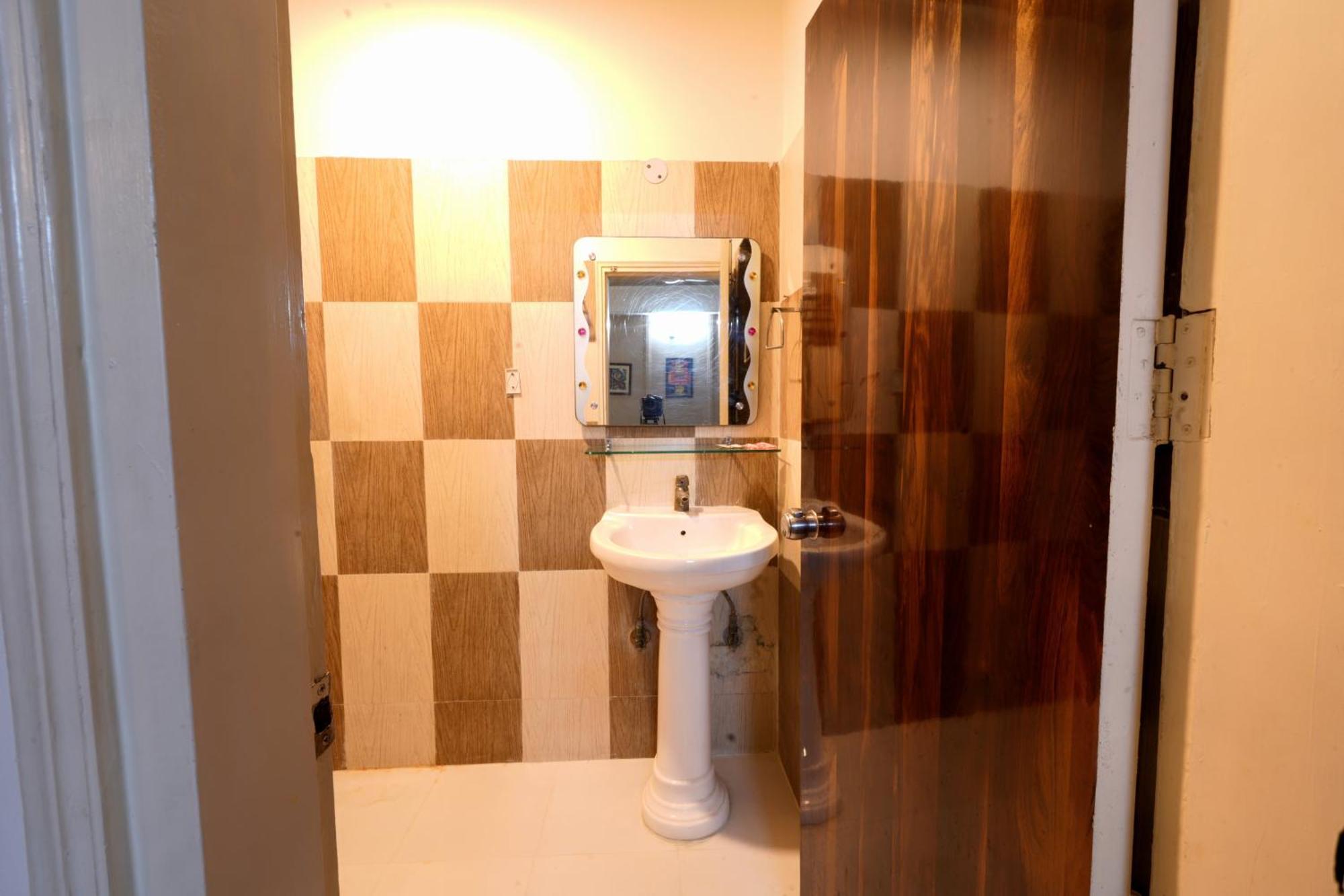 Oppera Mahipalpur - Delhi Airport 3*